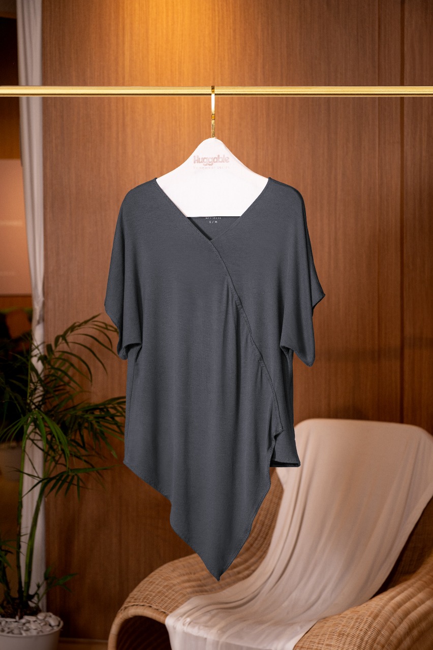 HUGGABLE ASYMMETRIC TOP STONE