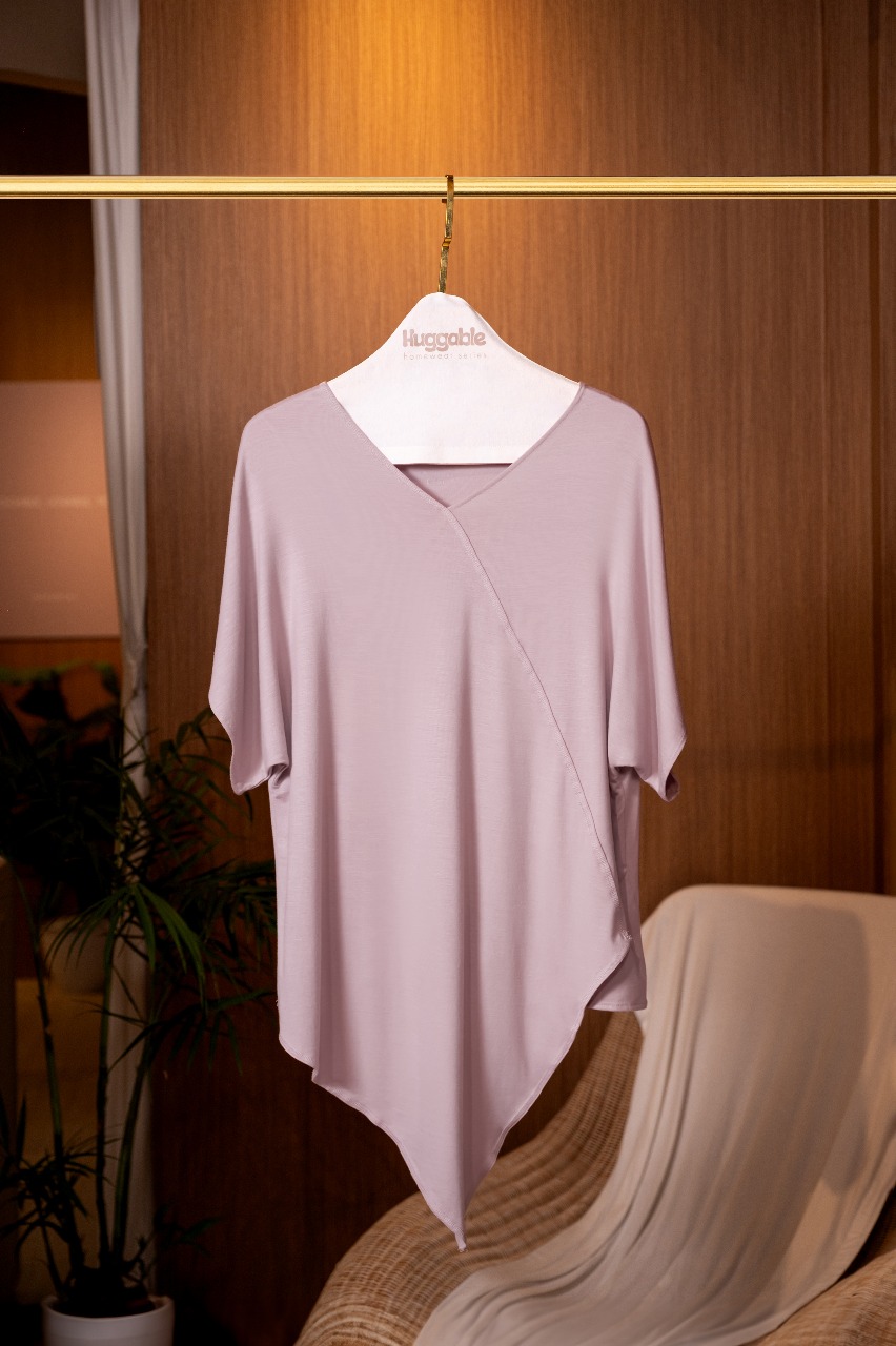 HUGGABLE ASYMMETRIC TOP PEONY