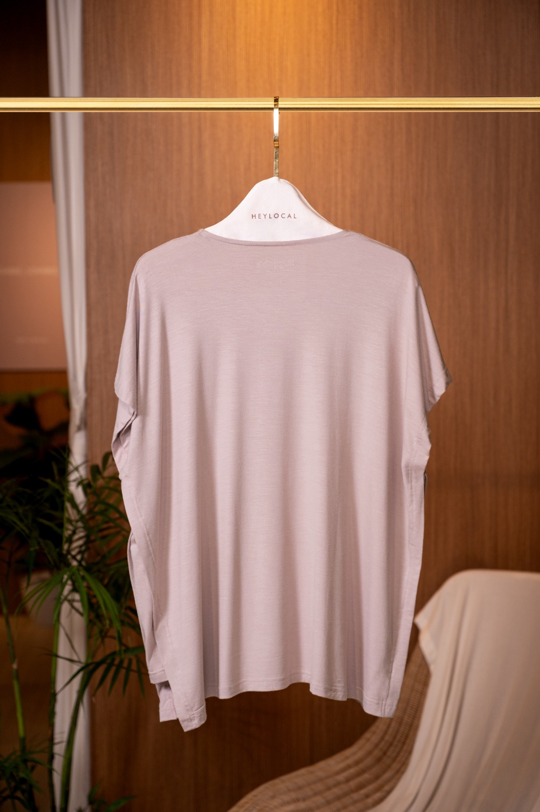 HUGGABLE FLAP V-NECK TOP SHELL