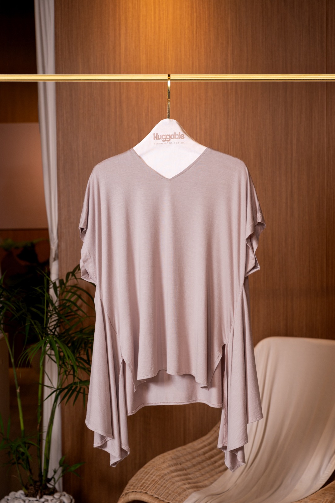 HUGGABLE FLARE TOP SHELL