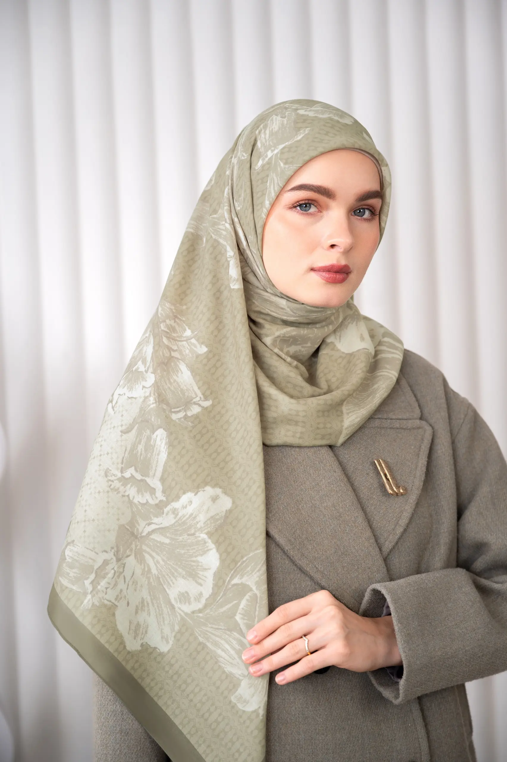 FLEUREA SCARF OLVARE