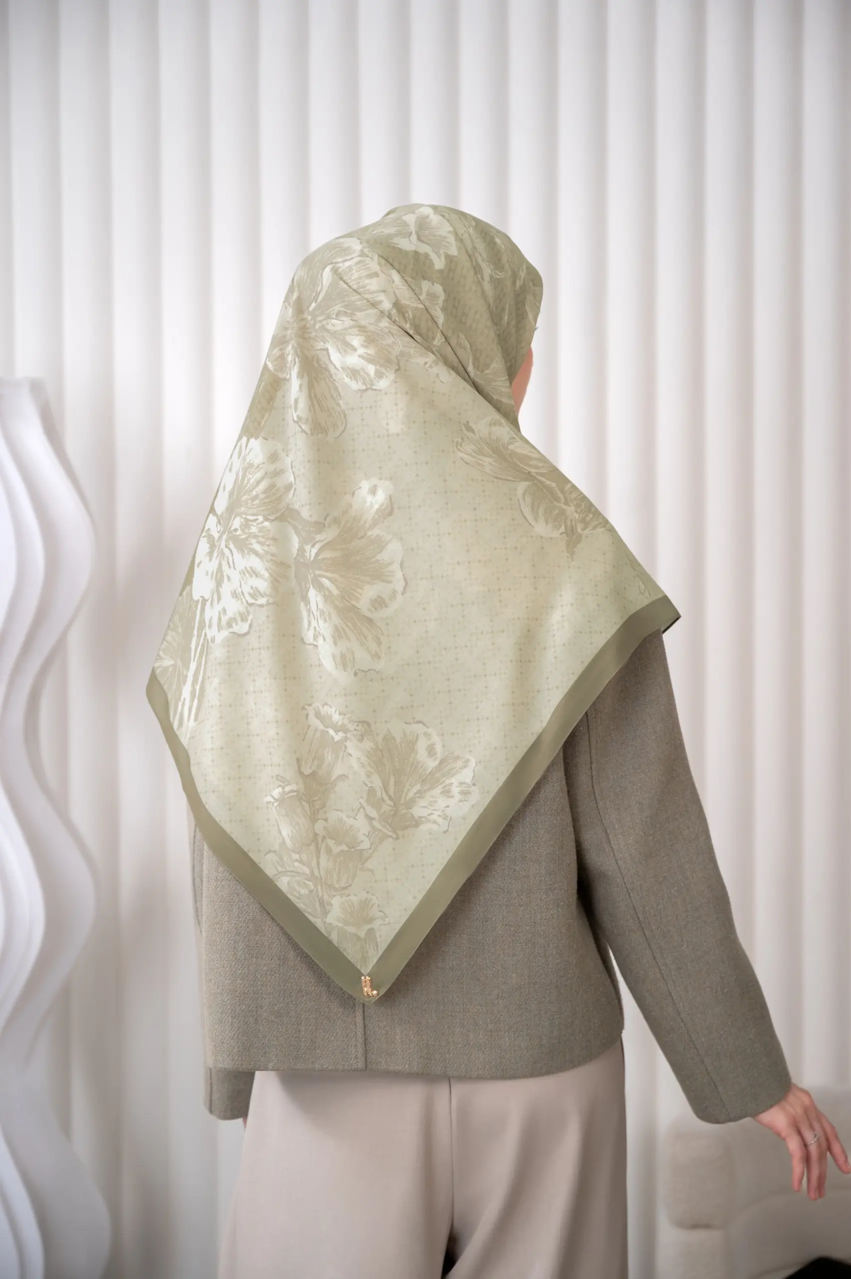 FLEUREA SCARF OLVARE
