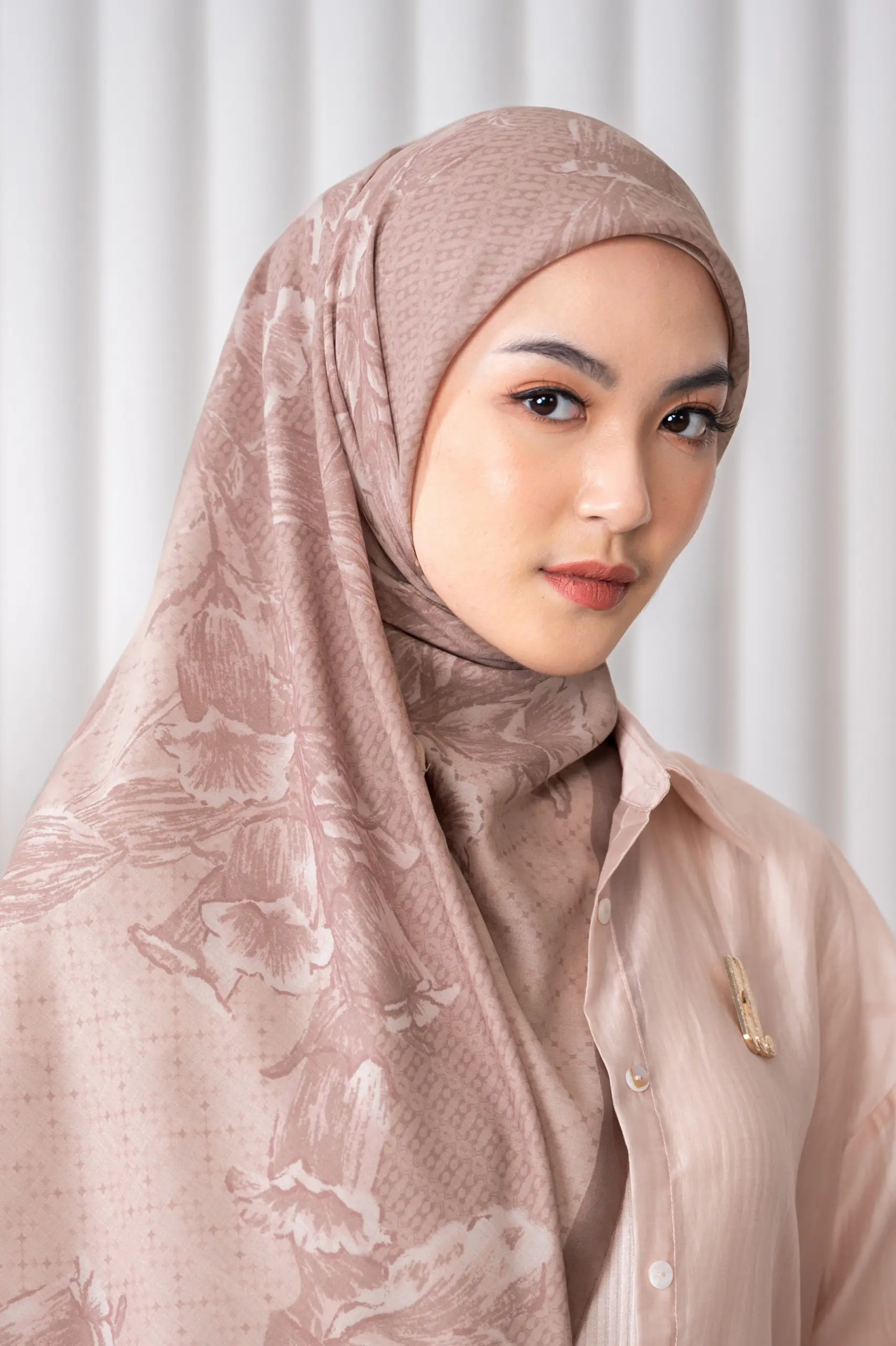 FLEUREA SCARF SUNPETAL