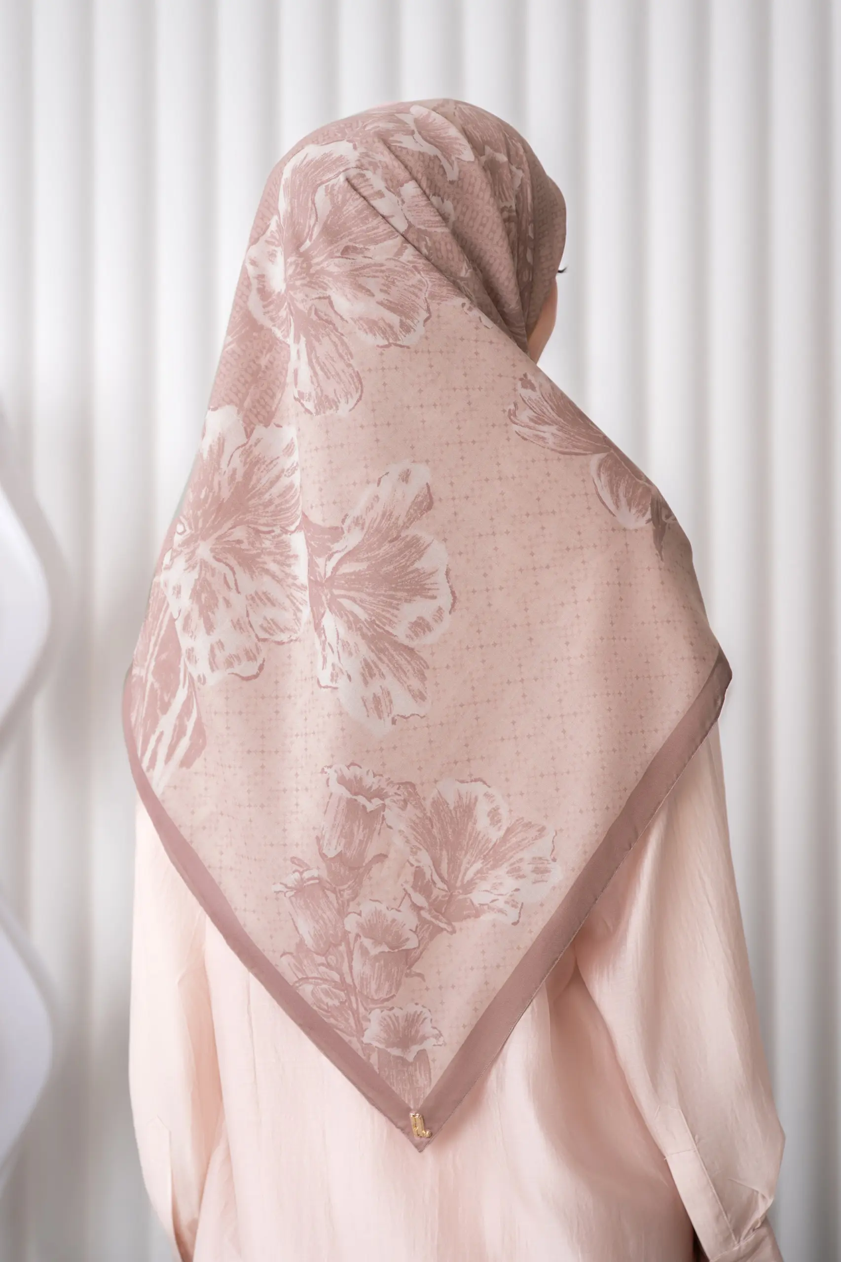 FLEUREA SCARF SUNPETAL