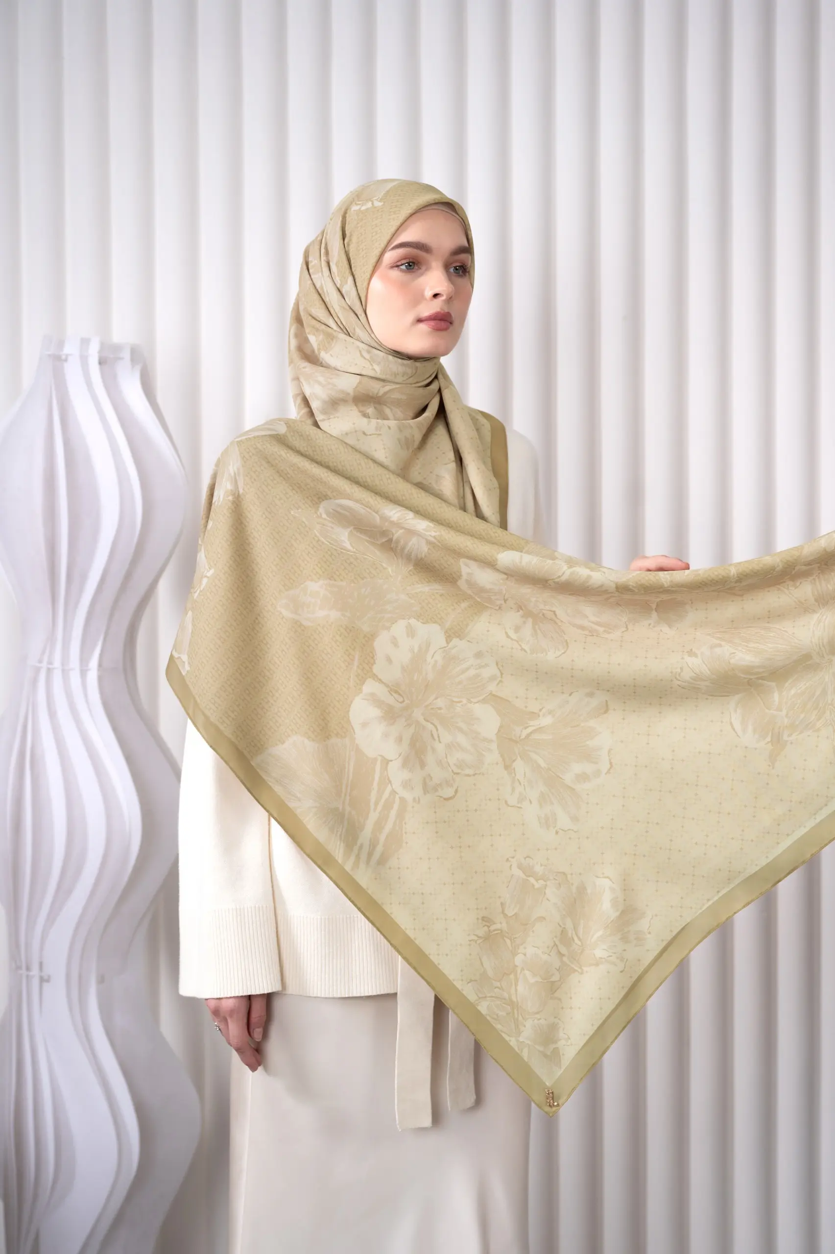 FLEUREA SCARF LEMUREL