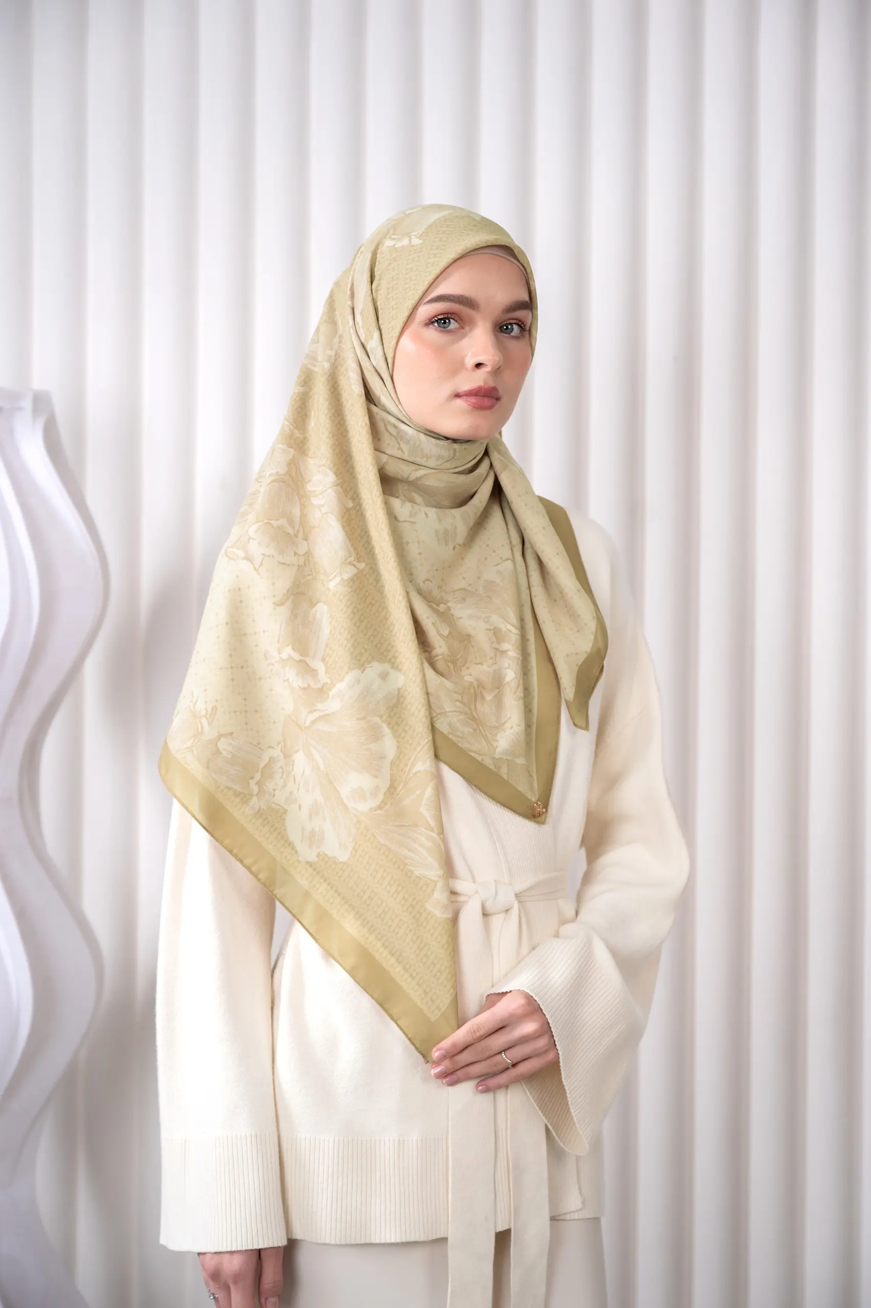 FLEUREA SCARF LEMUREL