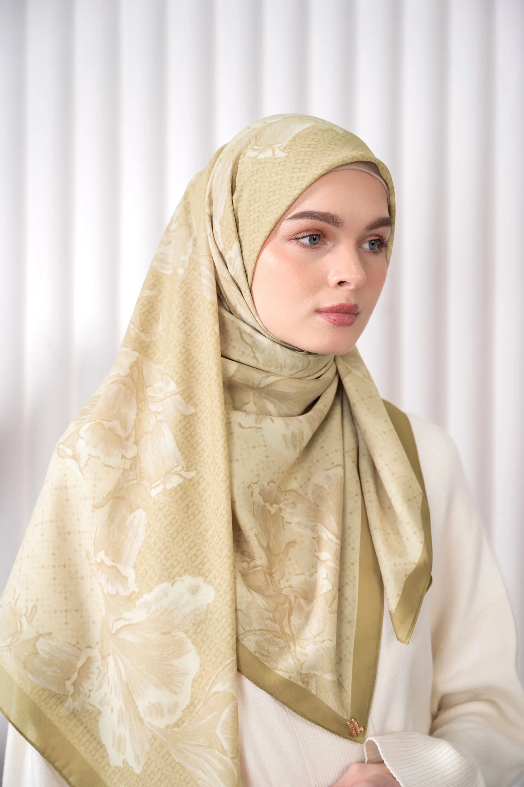 FLEUREA SCARF LEMUREL