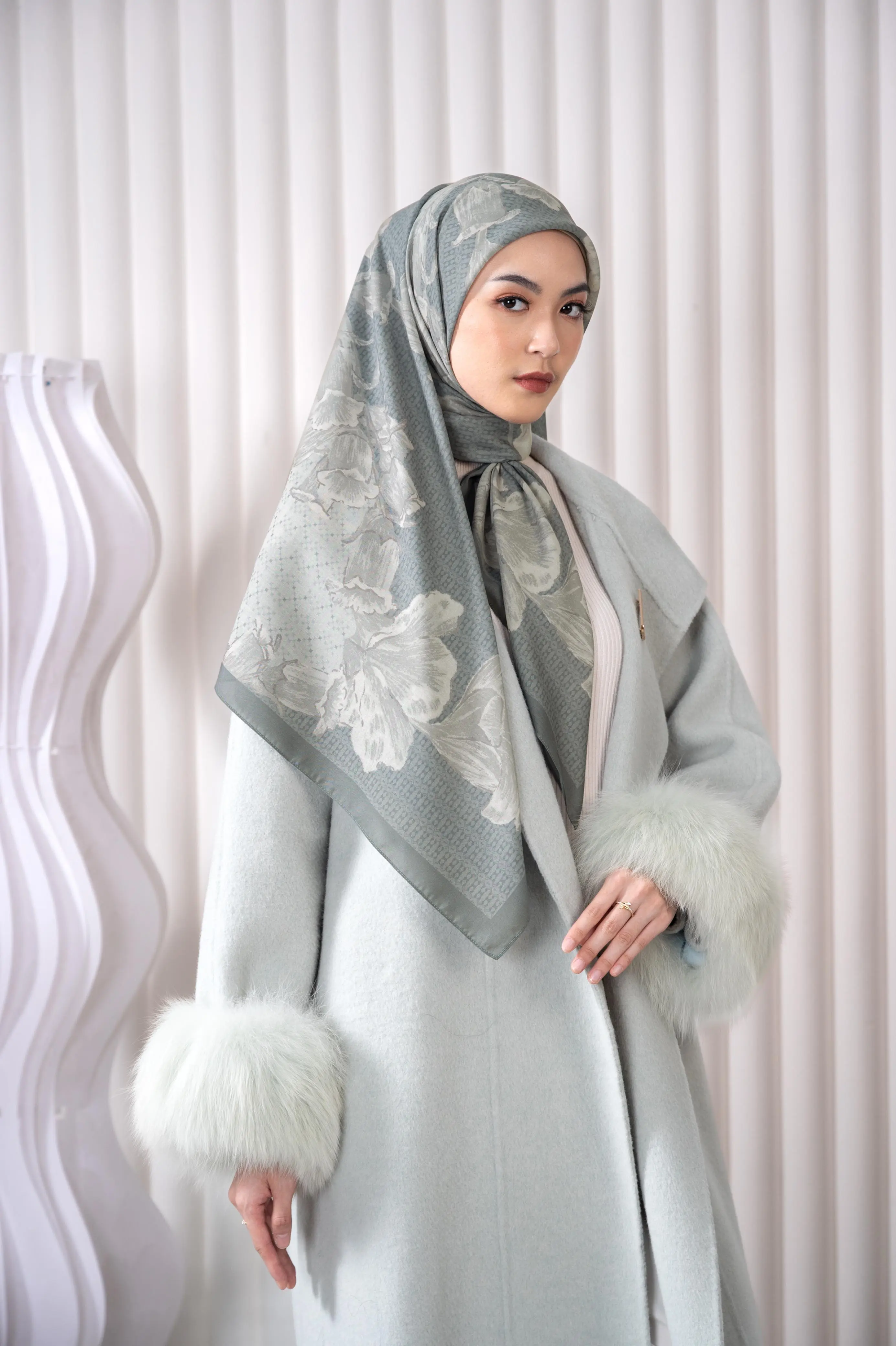 FLEUREA SCARF AQUIRA