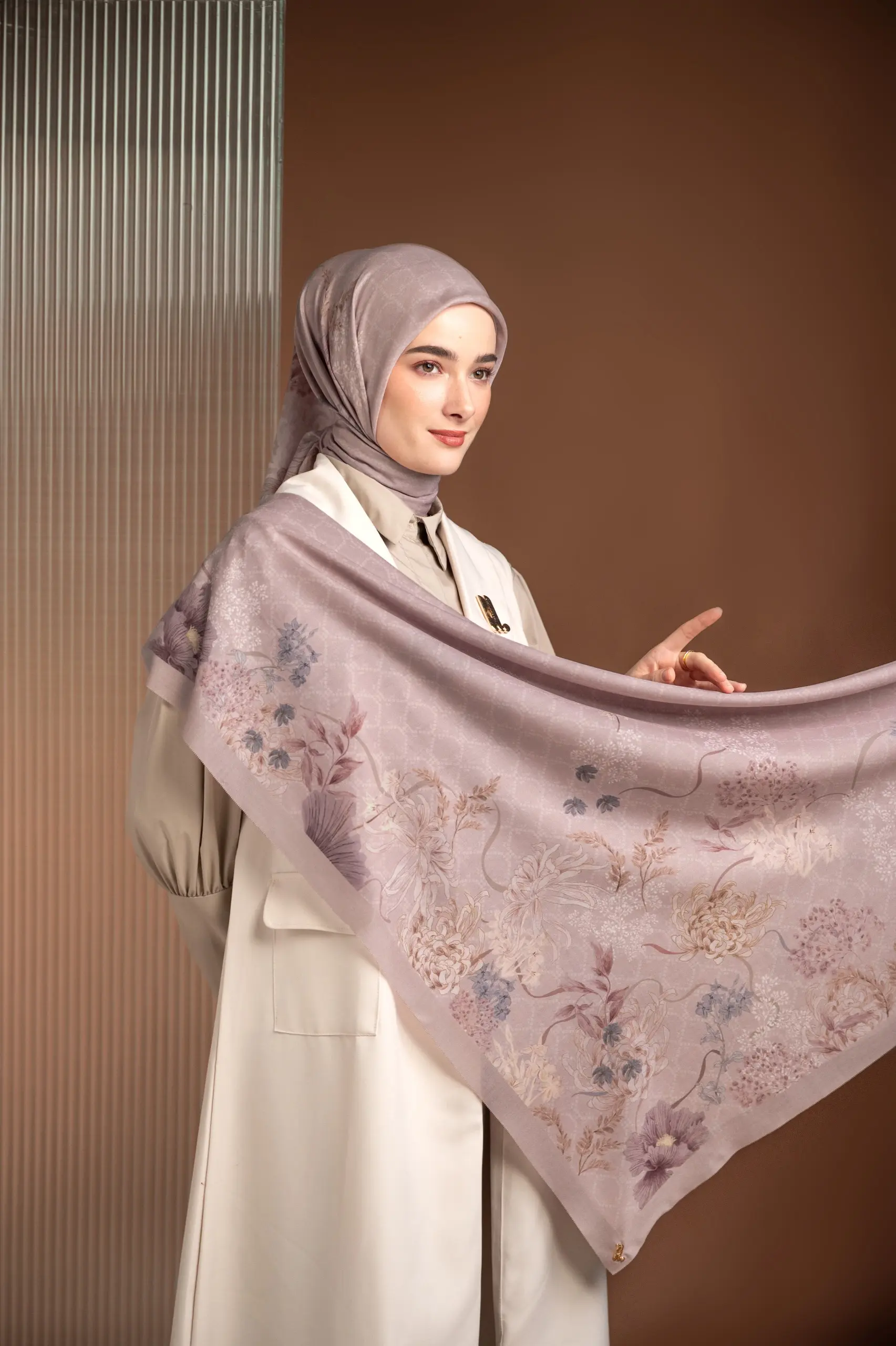 AMOUR SCARF PETAL BLUSH