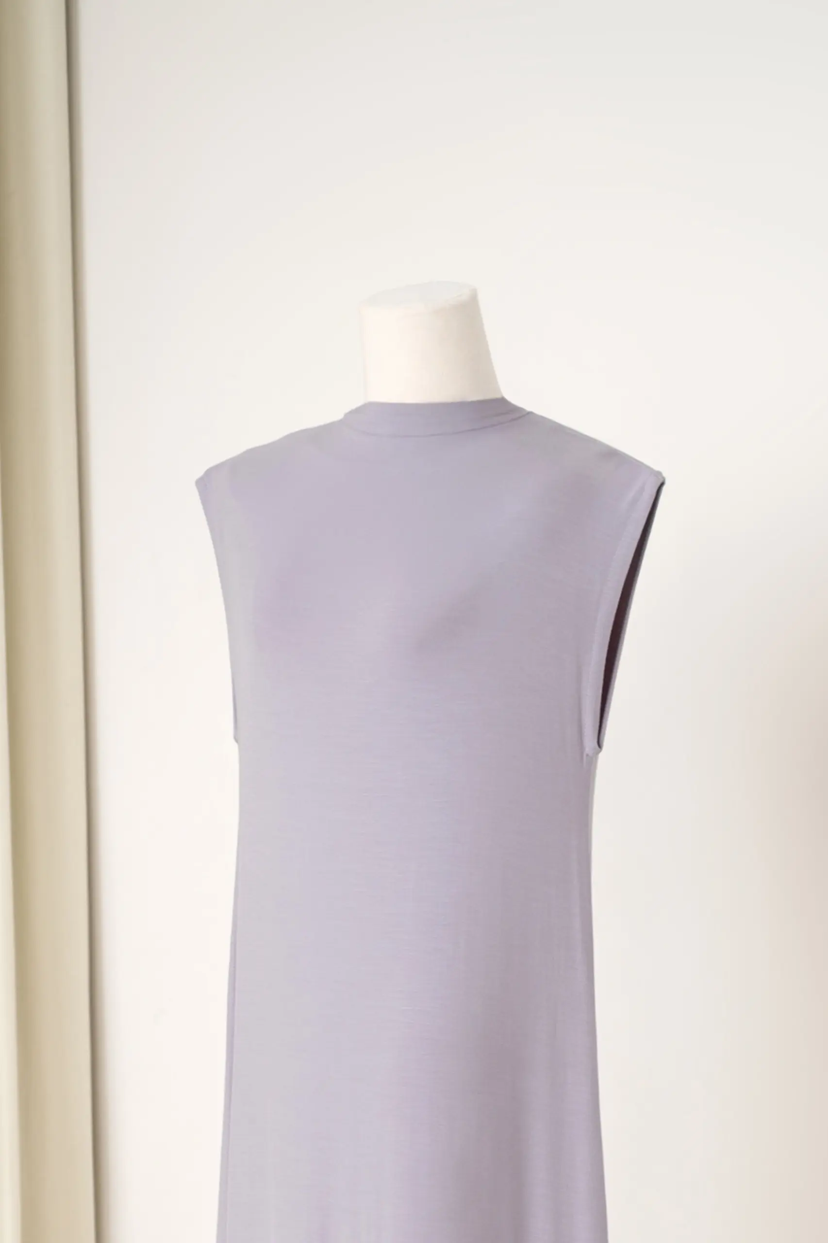 HUGGABLE SLEEVELESS INNER DRESS MIST GRAY