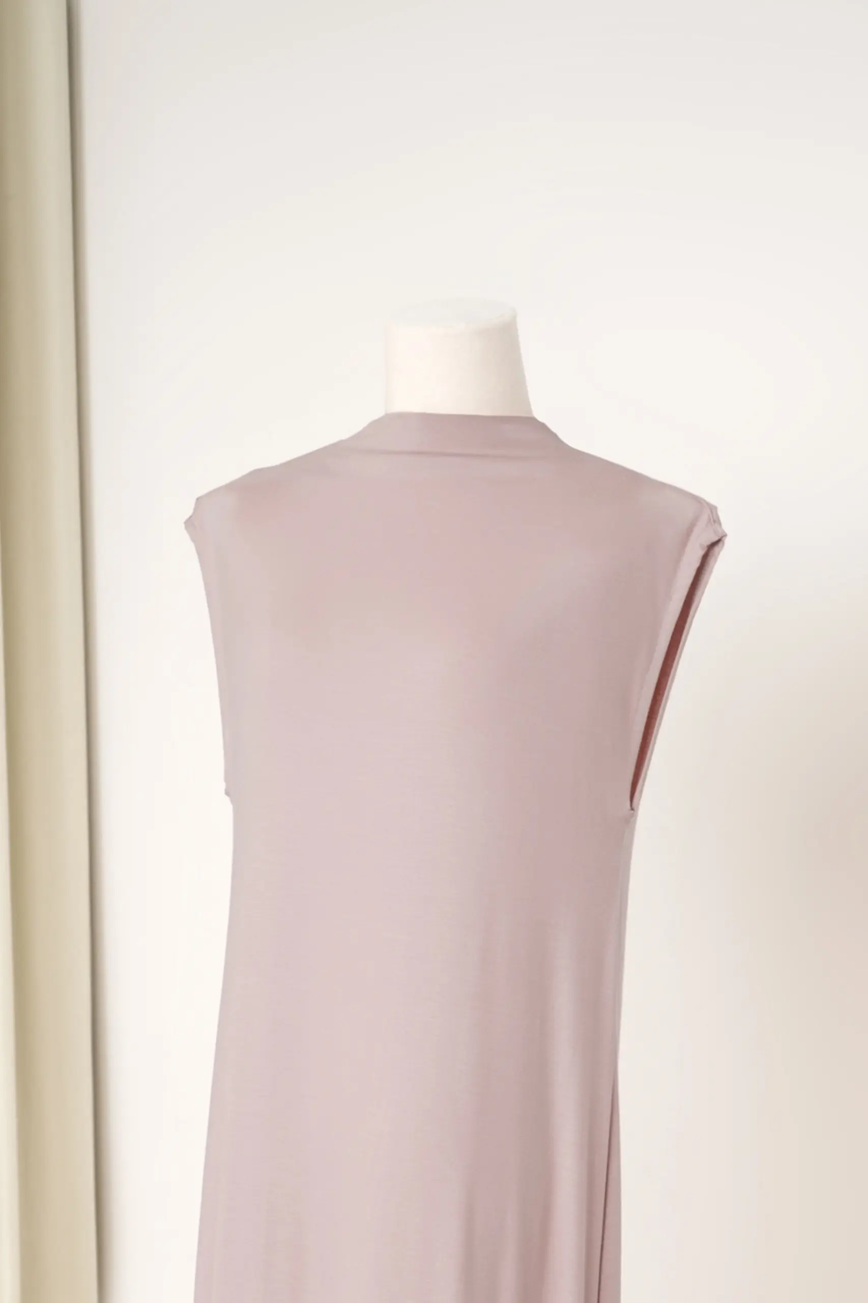 HUGGABLE SLEEVELESS INNER DRESS SUEDE