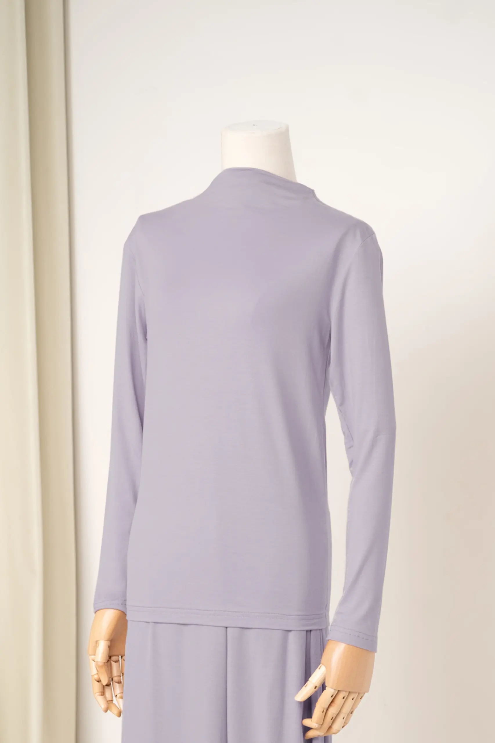 HUGGABLE LONG SLEEVE INNER TOP MIST GRAY