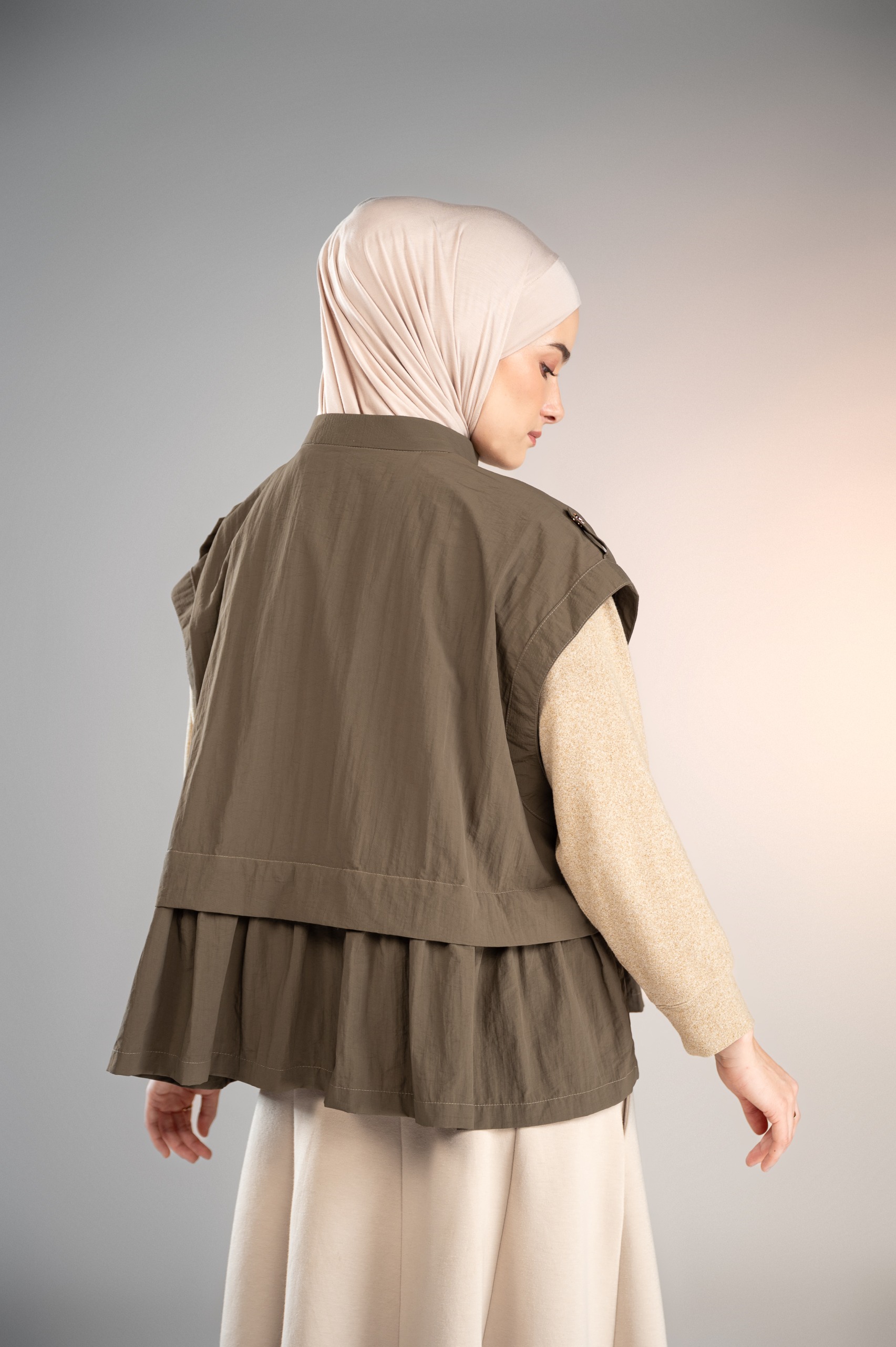 MARGOT FRILL VEST SEPIA