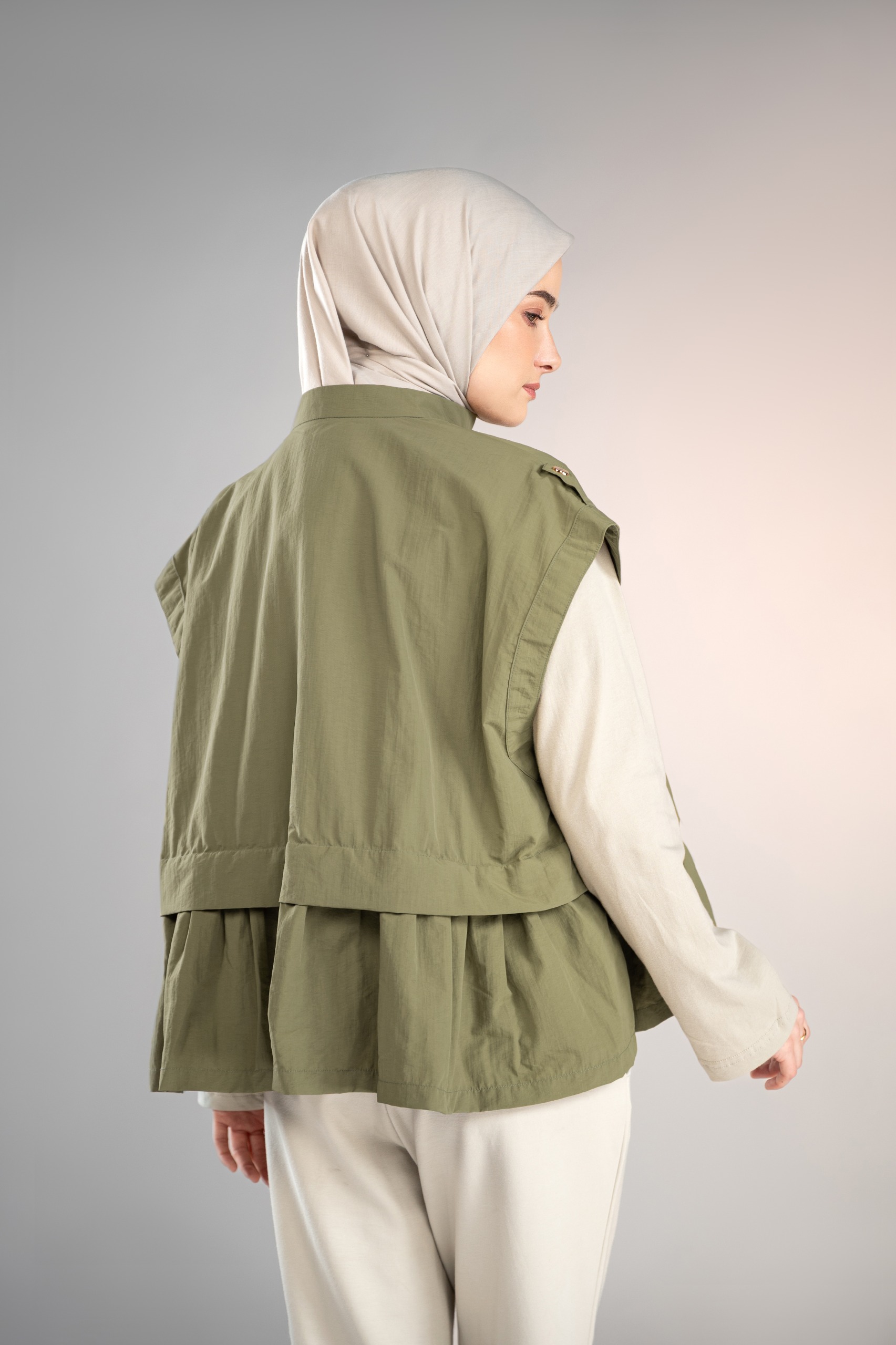 MARGOT FRILL VEST EVERGREEN