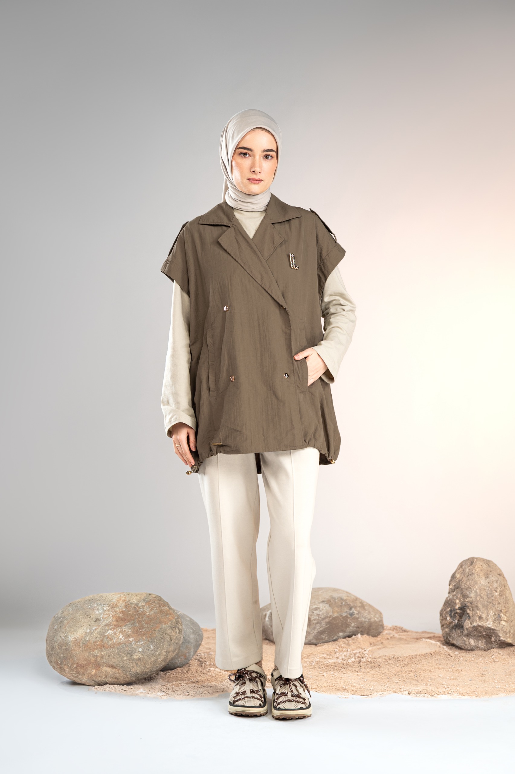 MARGOT VEST SEPIA
