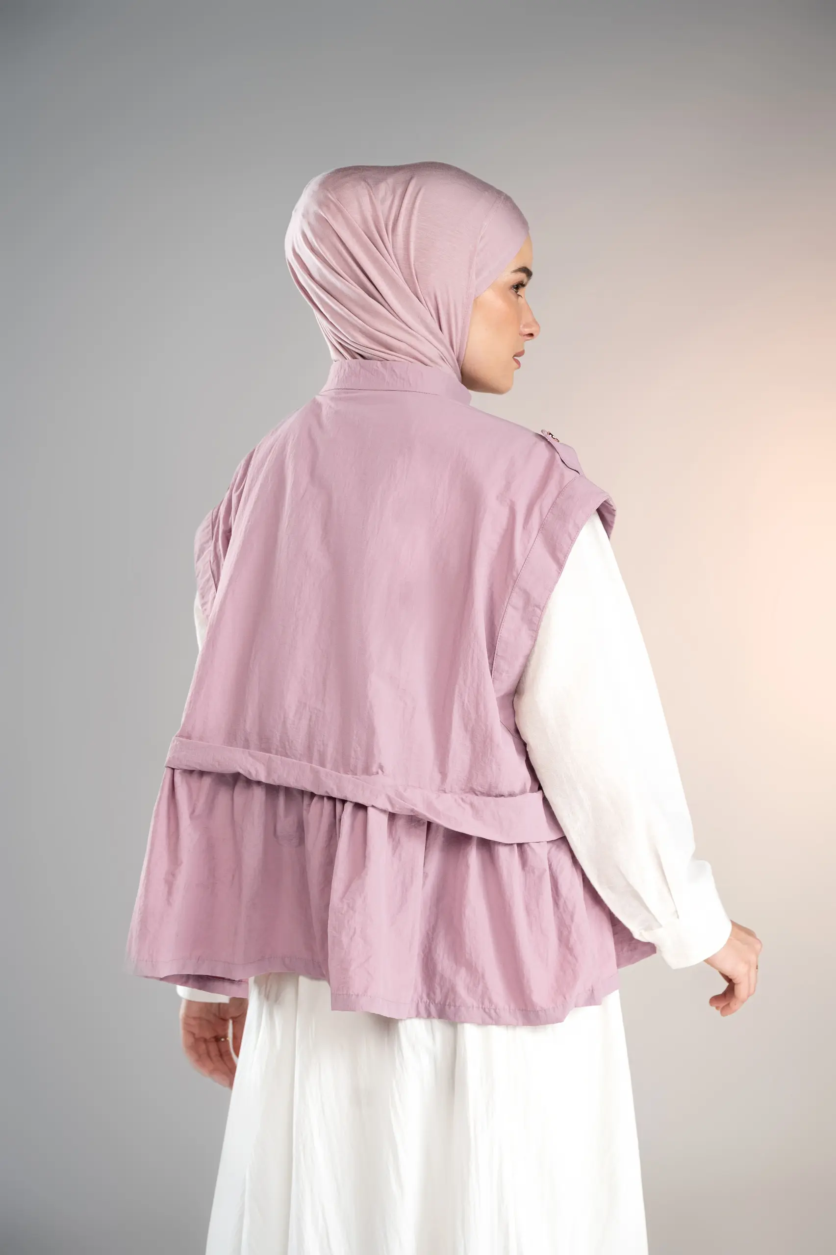 MARGOT FRILL VEST ROSETTE