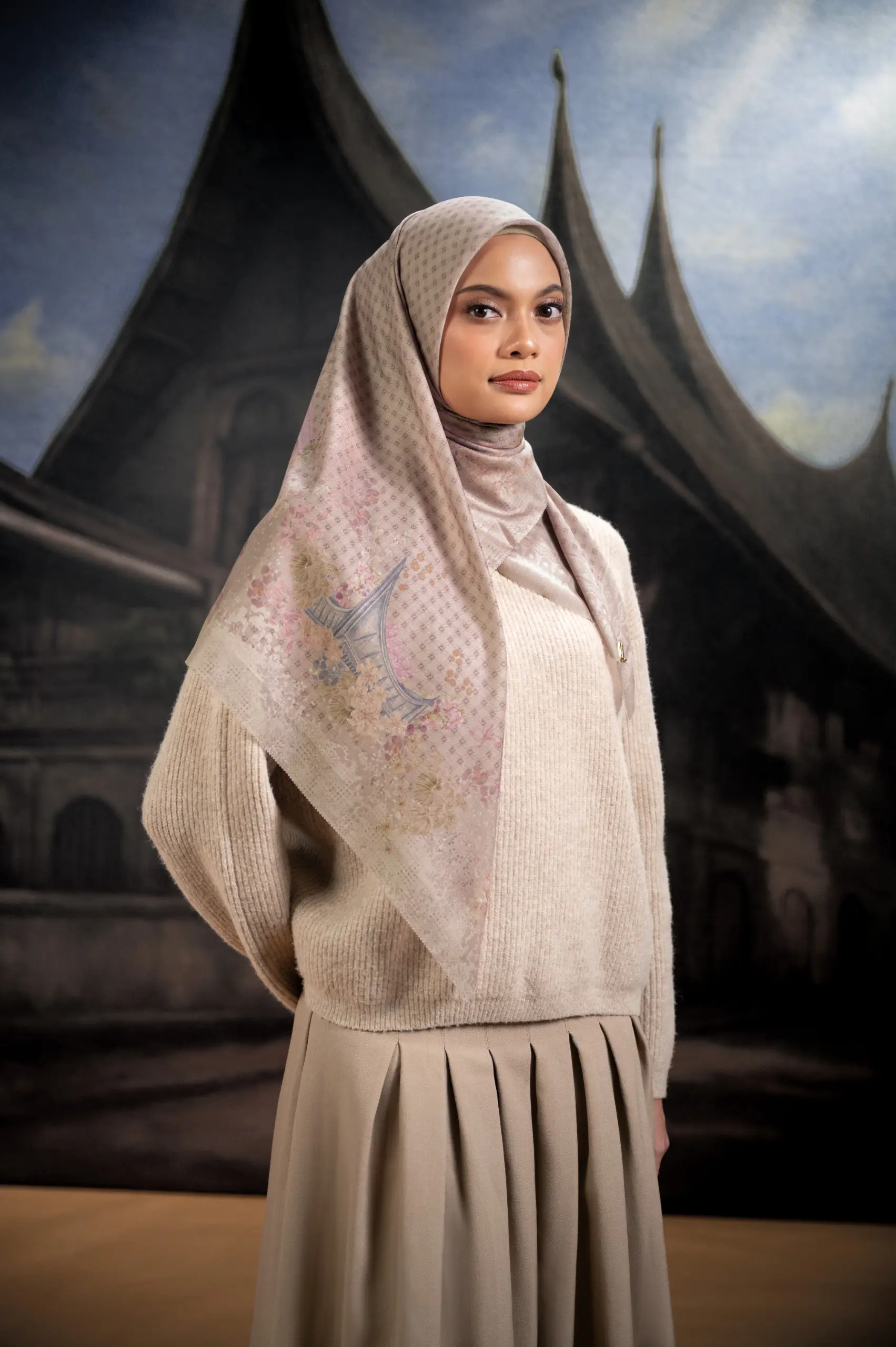THE BEAUTY OF PADANG SCARF CLAY