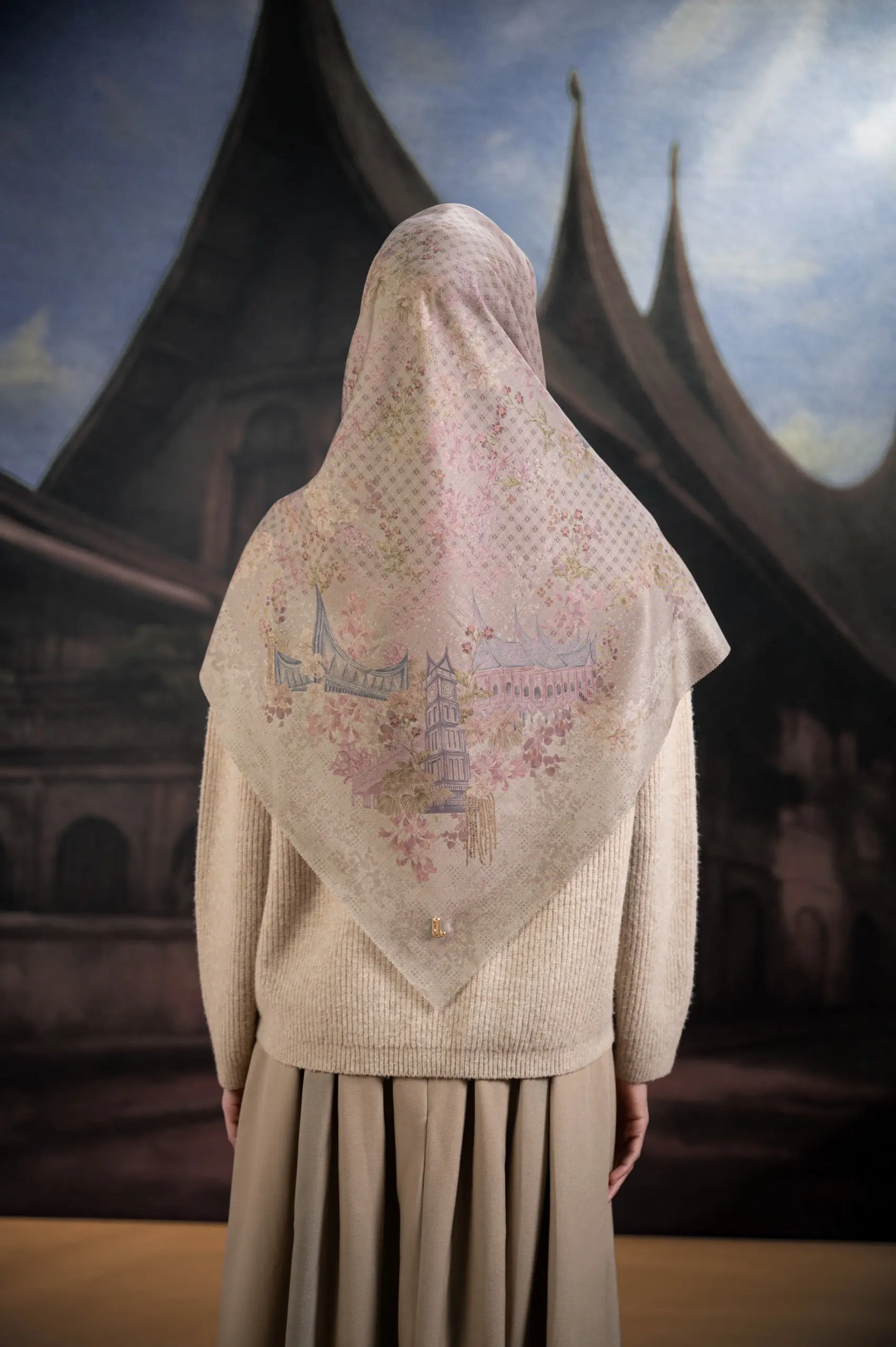 THE BEAUTY OF PADANG SCARF CLAY