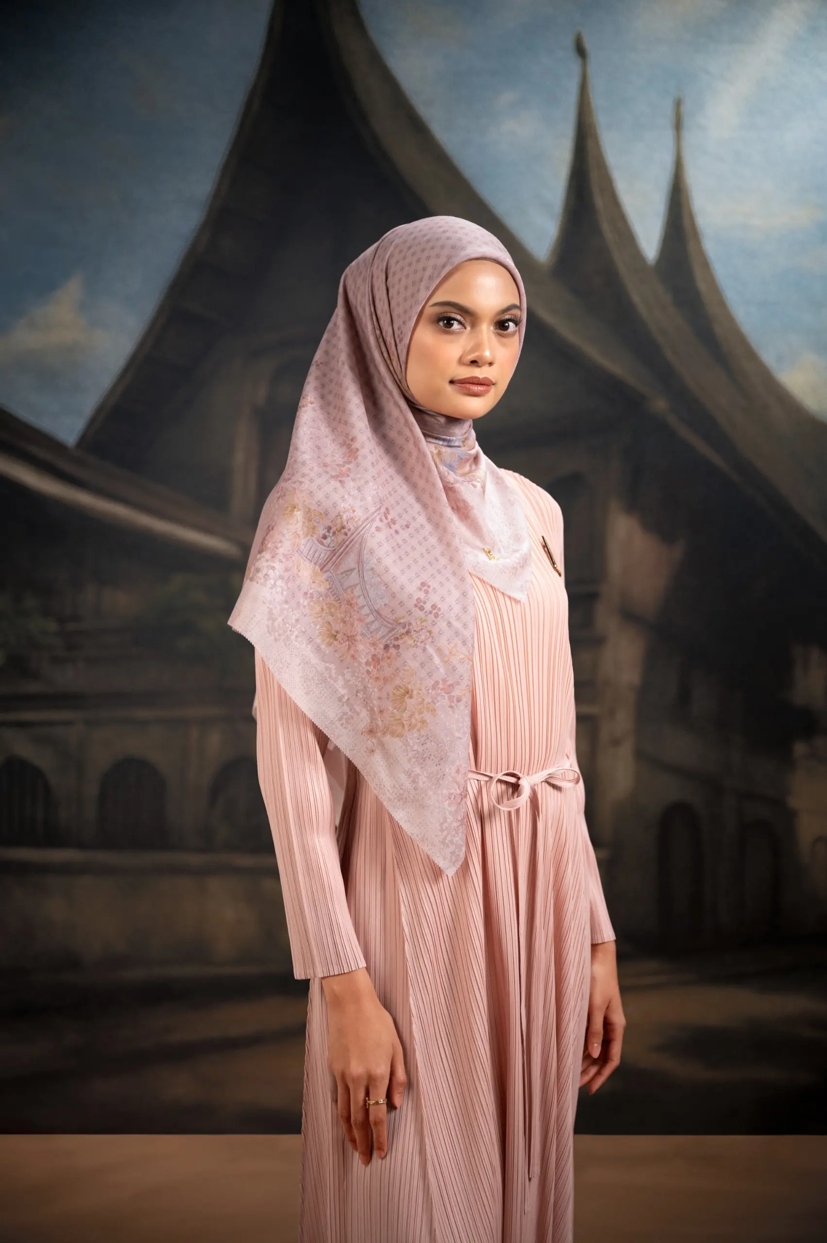THE BEAUTY OF PADANG SCARF PEACHROSE
