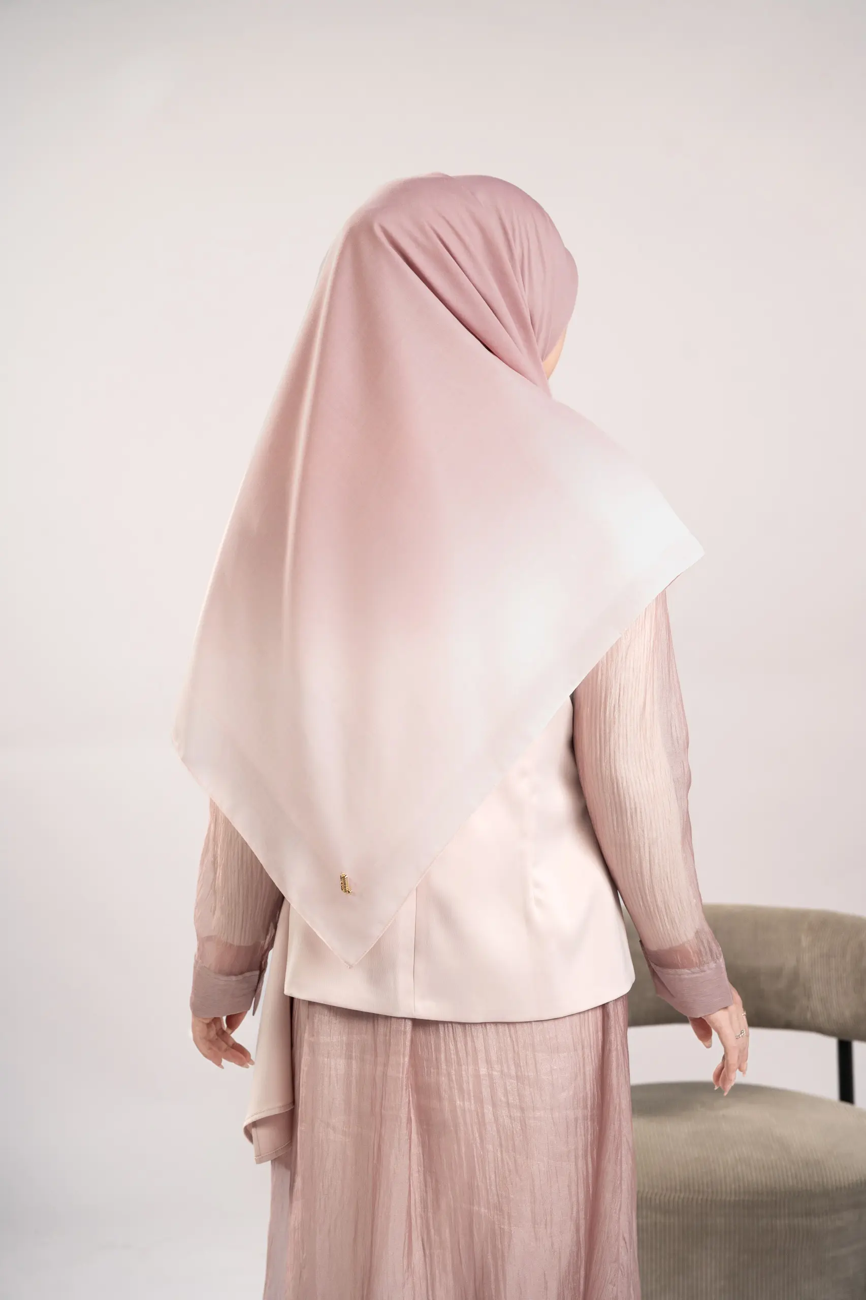 FLAIRY SCARF BLUSH