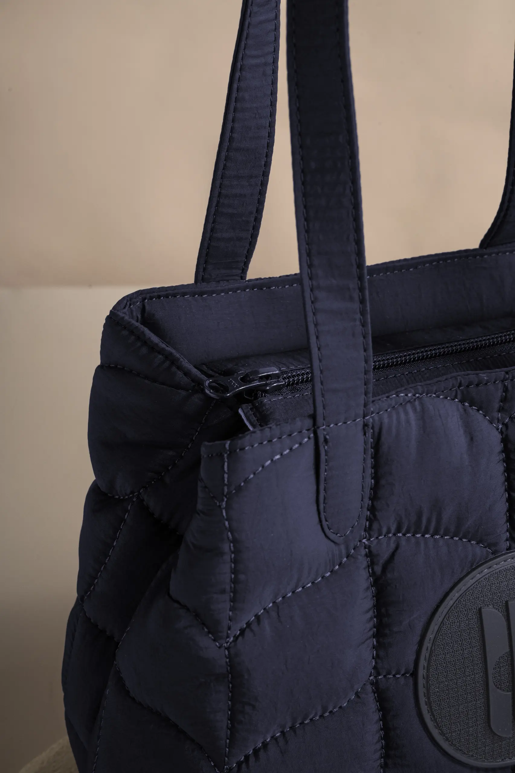 FLUFFLY TOTEBAG MIDNIGHT
