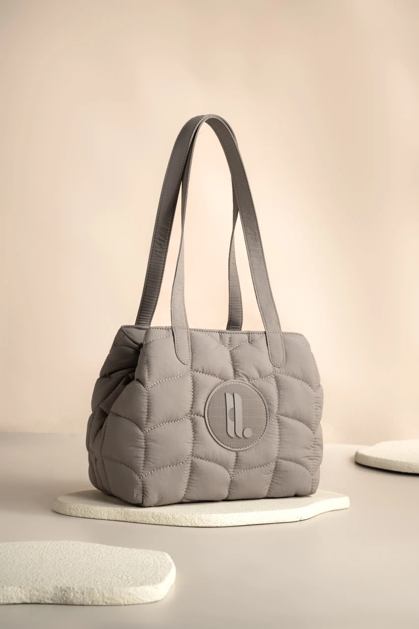 FLUFFLY TOTEBAG TAUPE