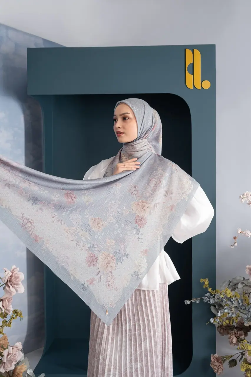 OSAKA SCARF DENIM