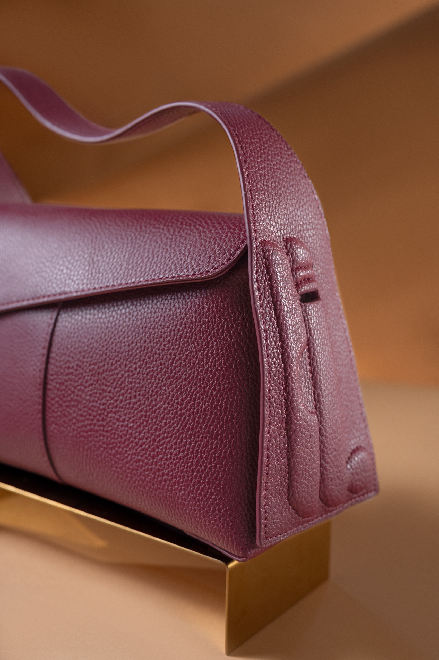 KIEV BAG GARNET