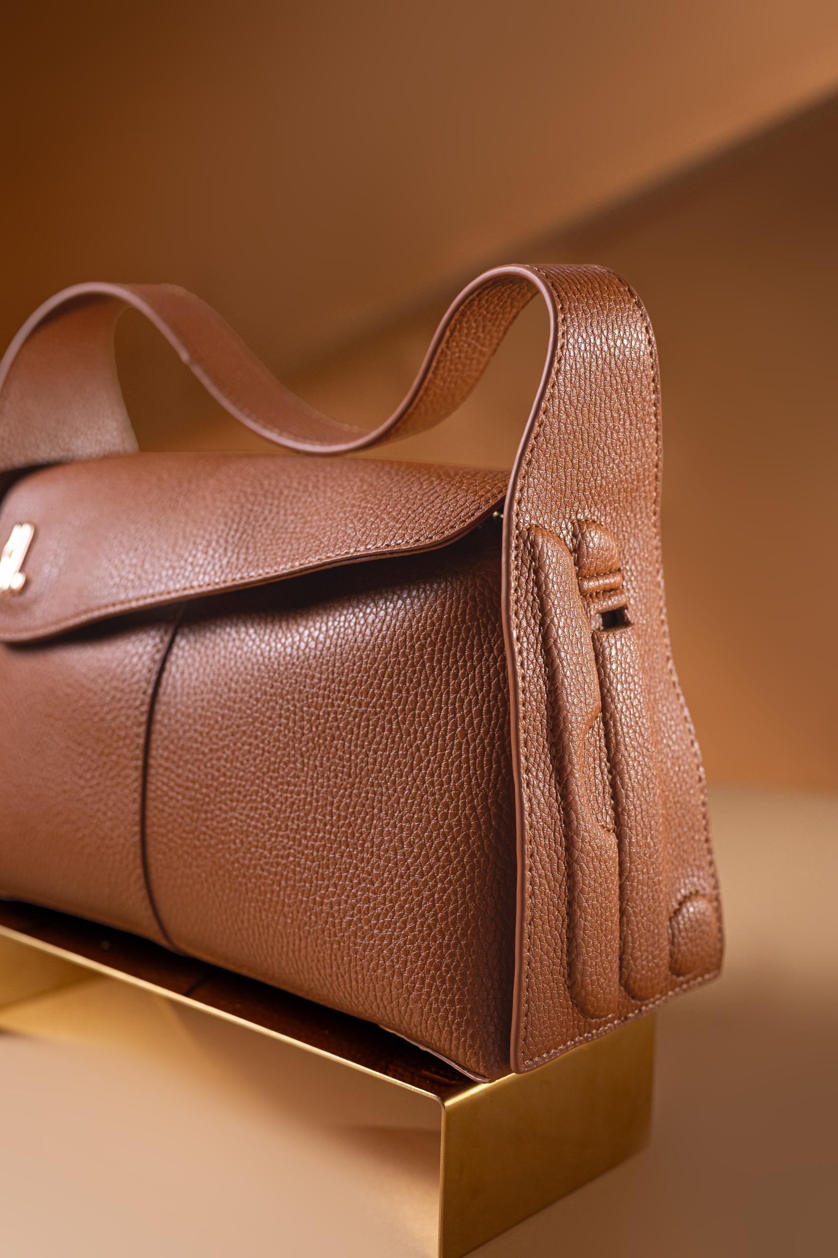 KIEV BAG CARAMEL