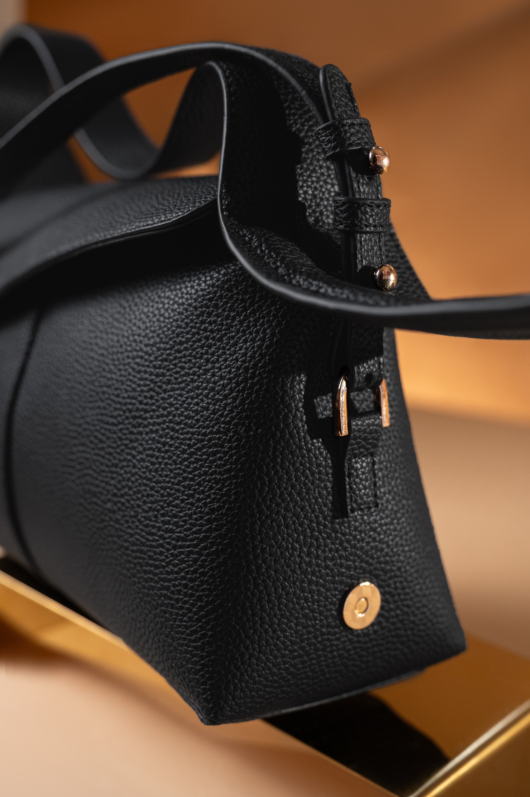 KIEV BAG BLACK