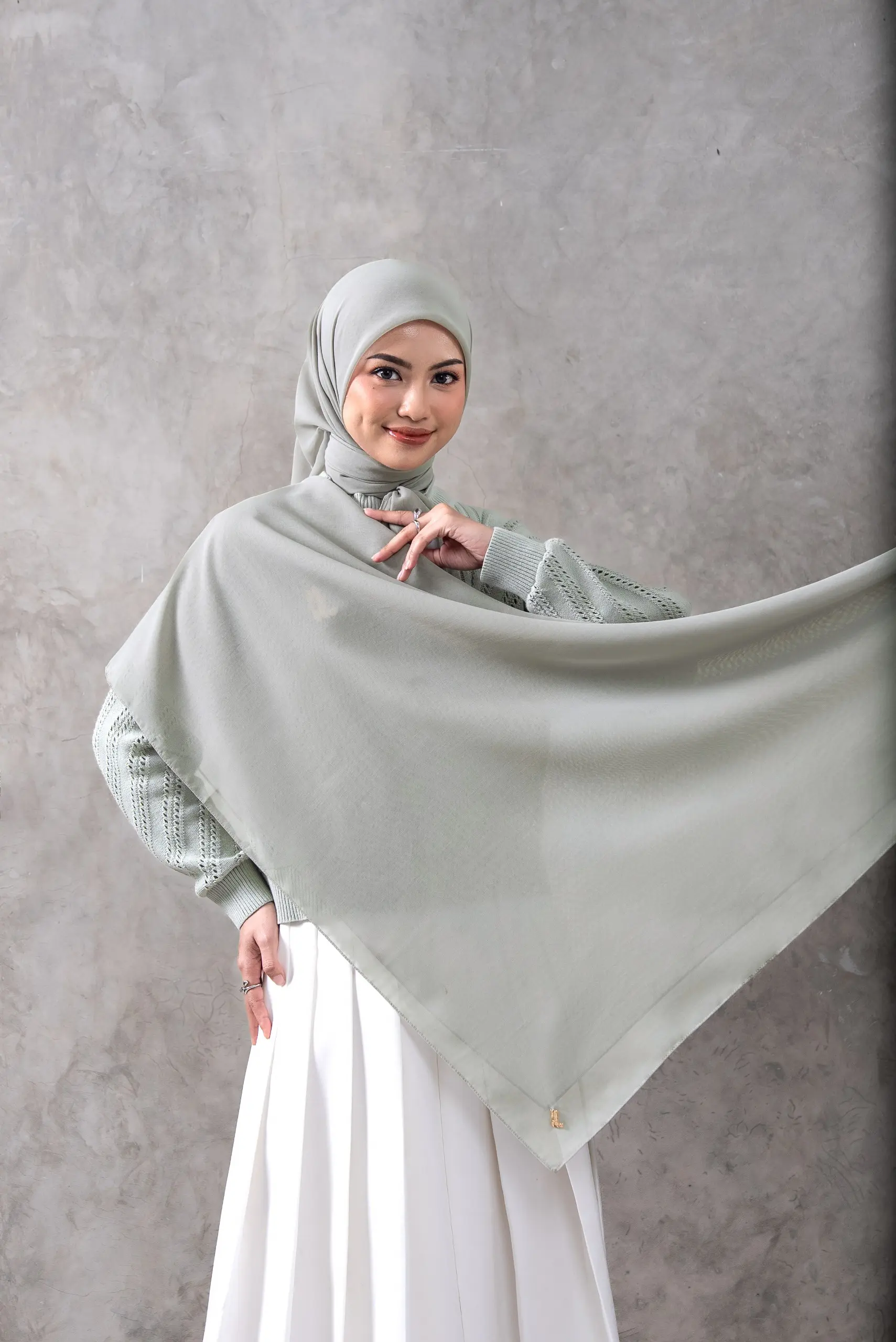 AIRY SCARF SAGE