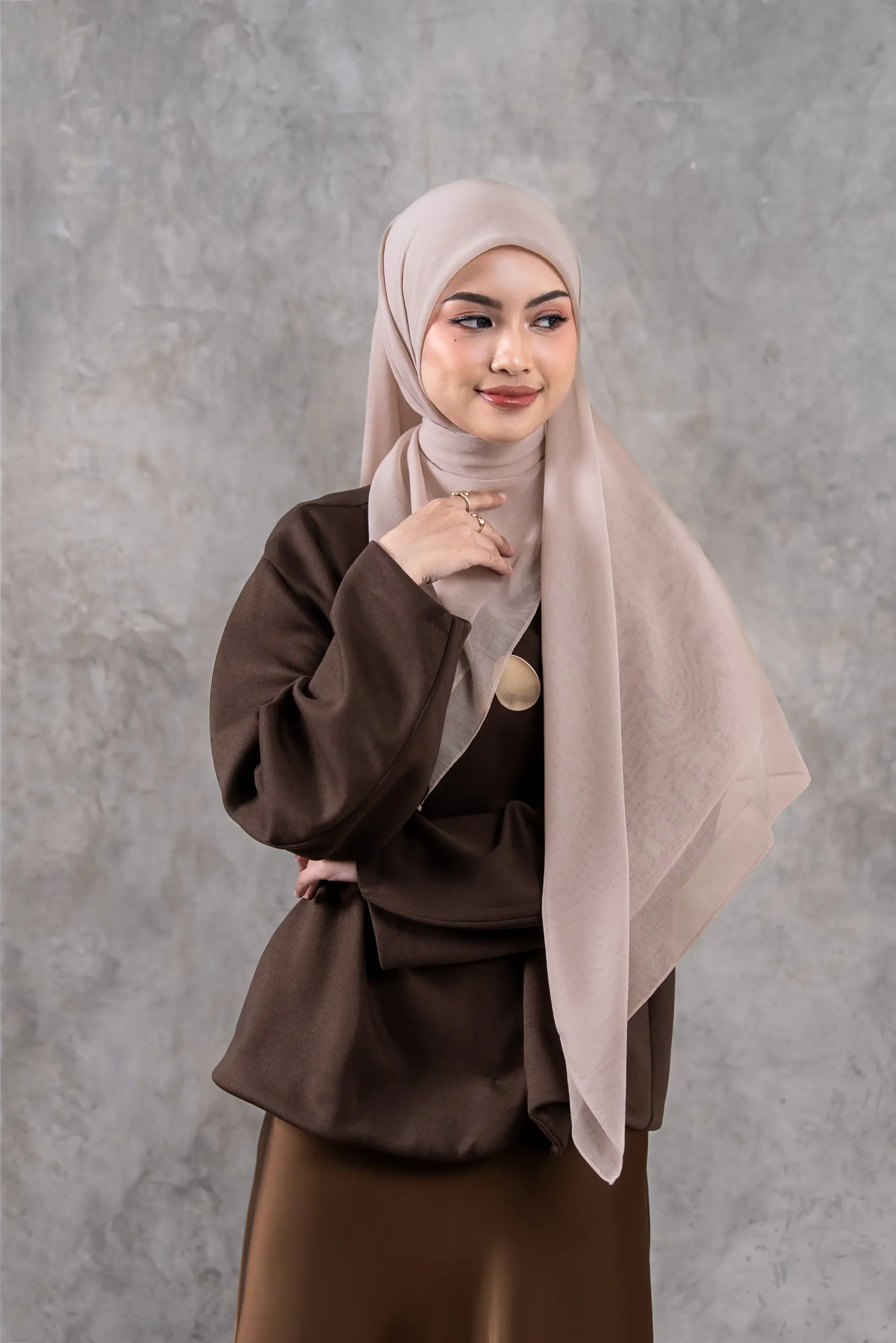 AIRY SCARF LACE