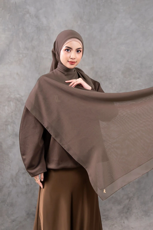 AIRY SCARF CHESTNUT