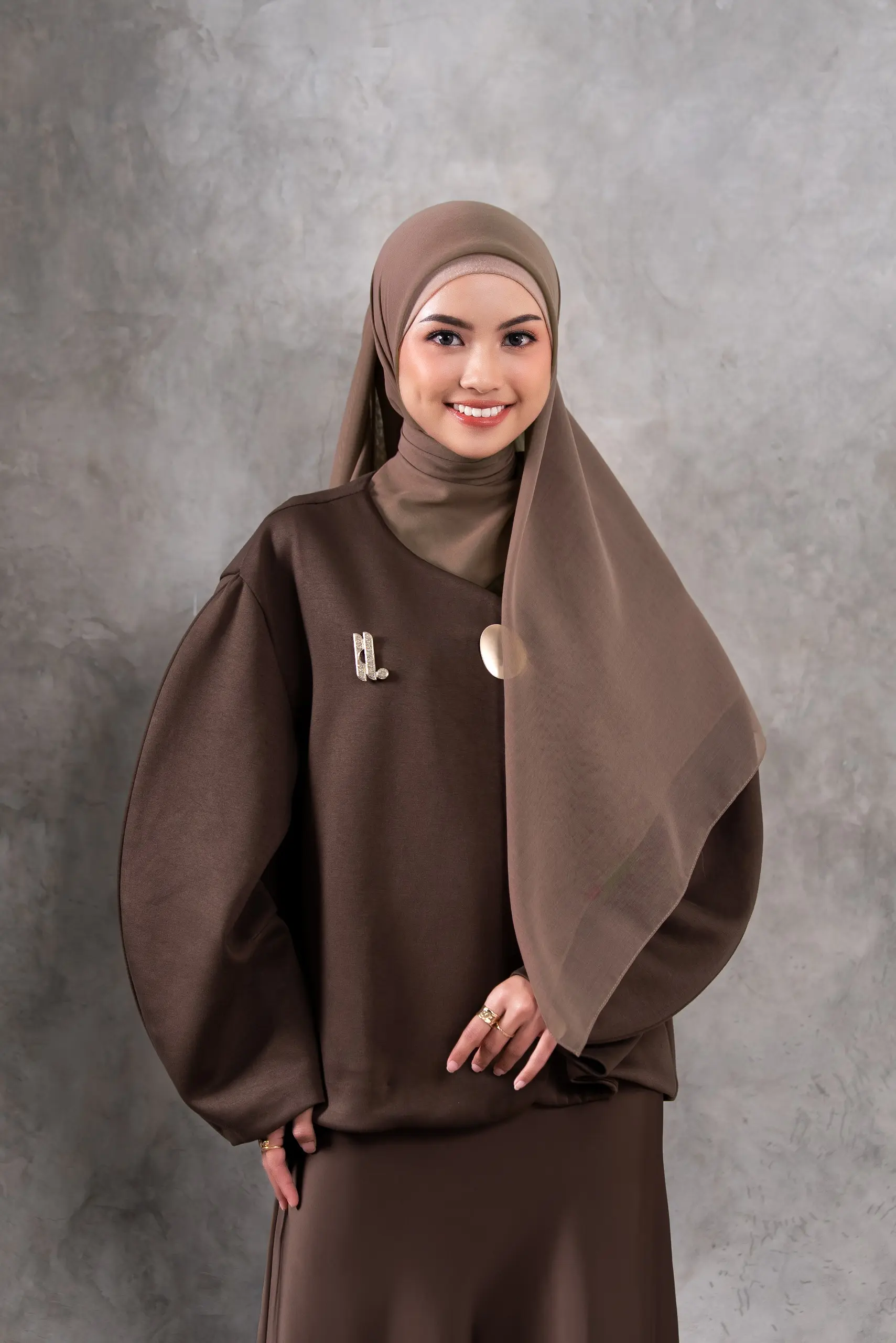 AIRY SCARF CHESTNUT