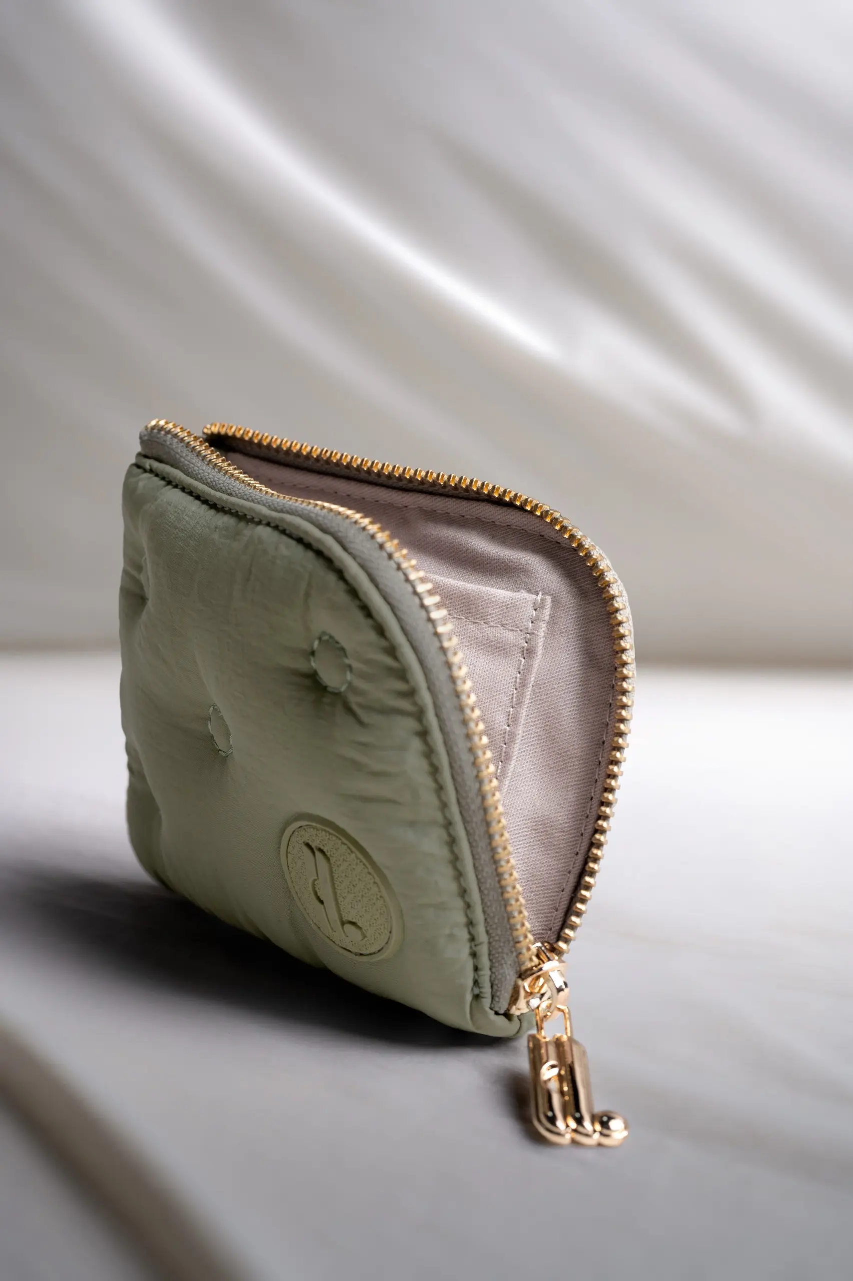 BOUTONNE WALLET GREEN OLIVE