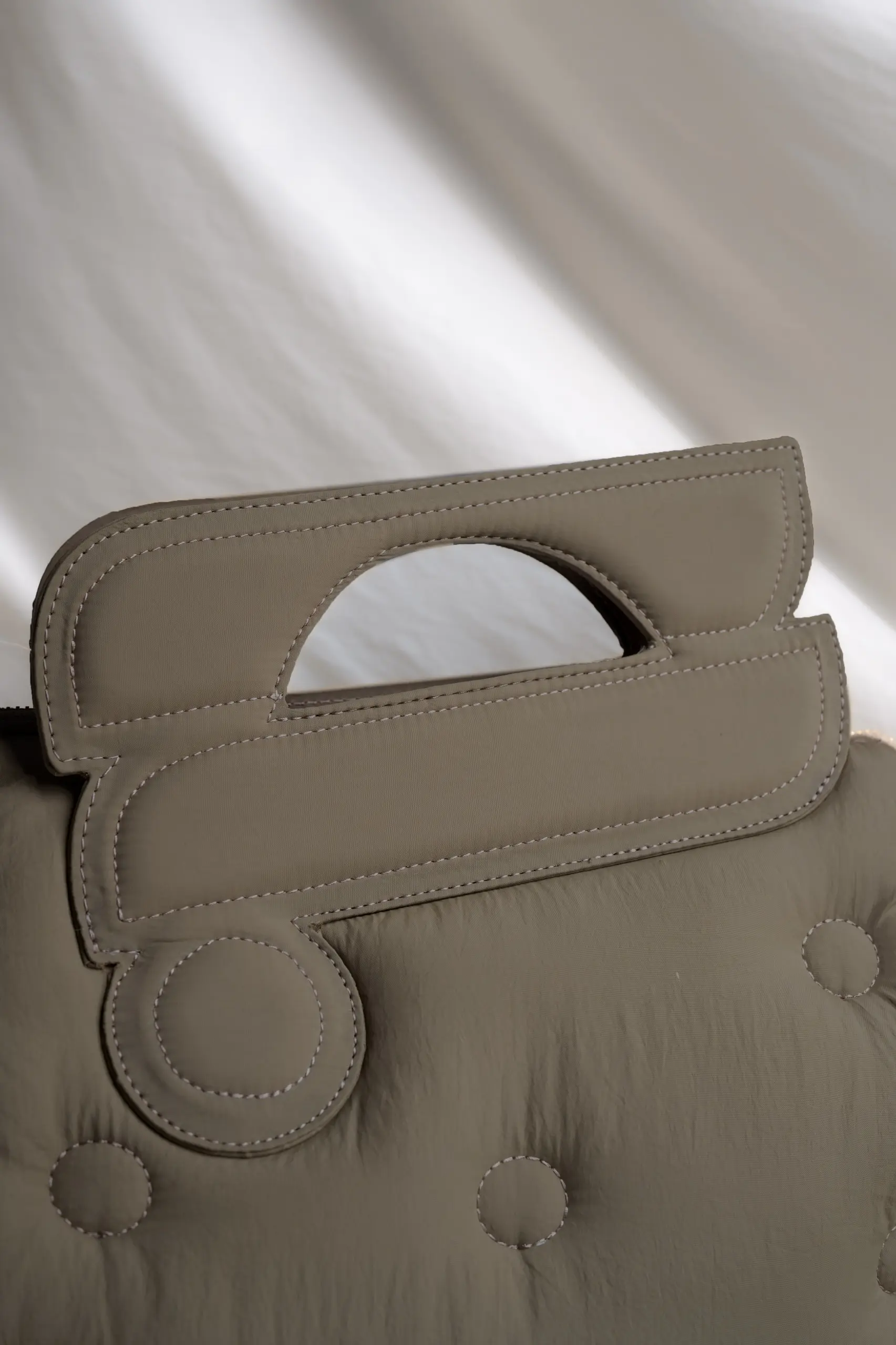 BOUTONNE BAG TAUPE