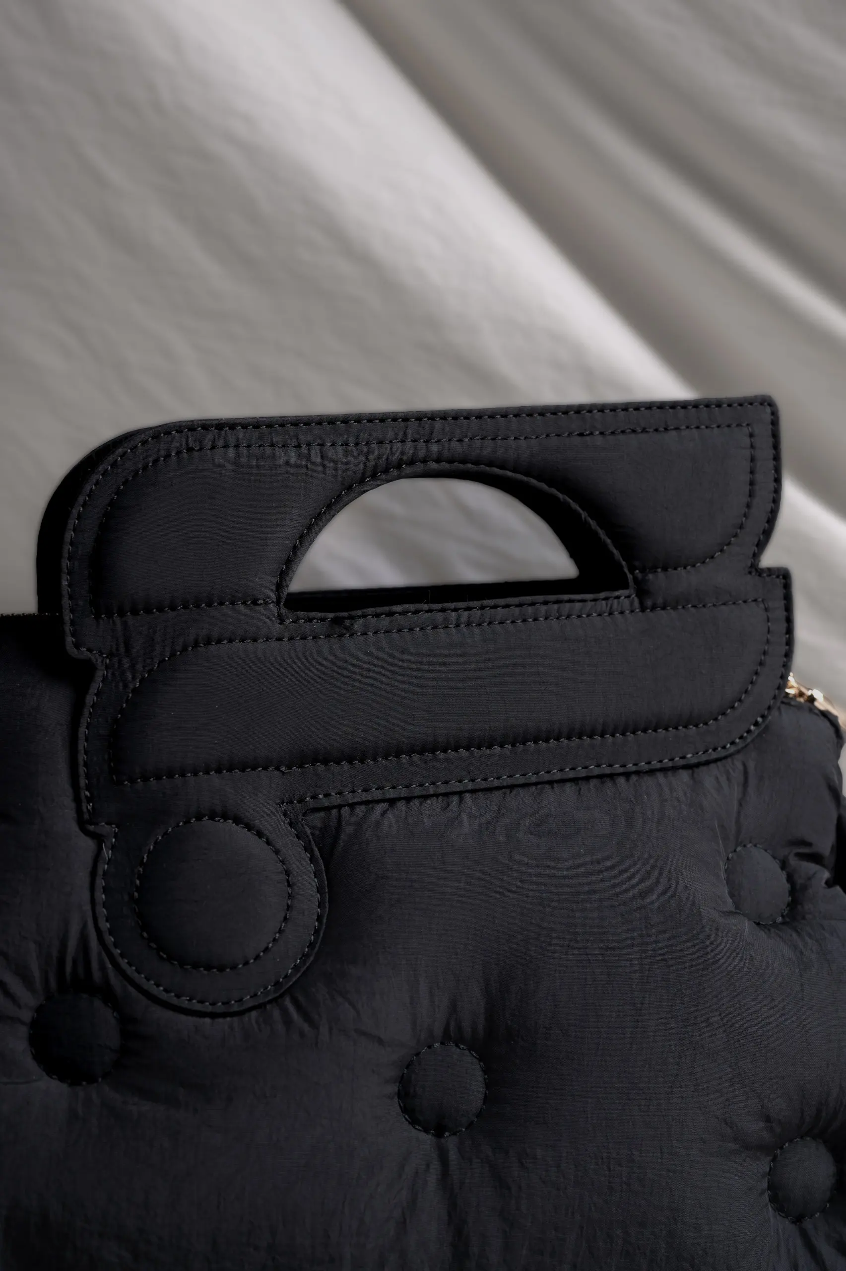 BOUTONNE BAG BLACK