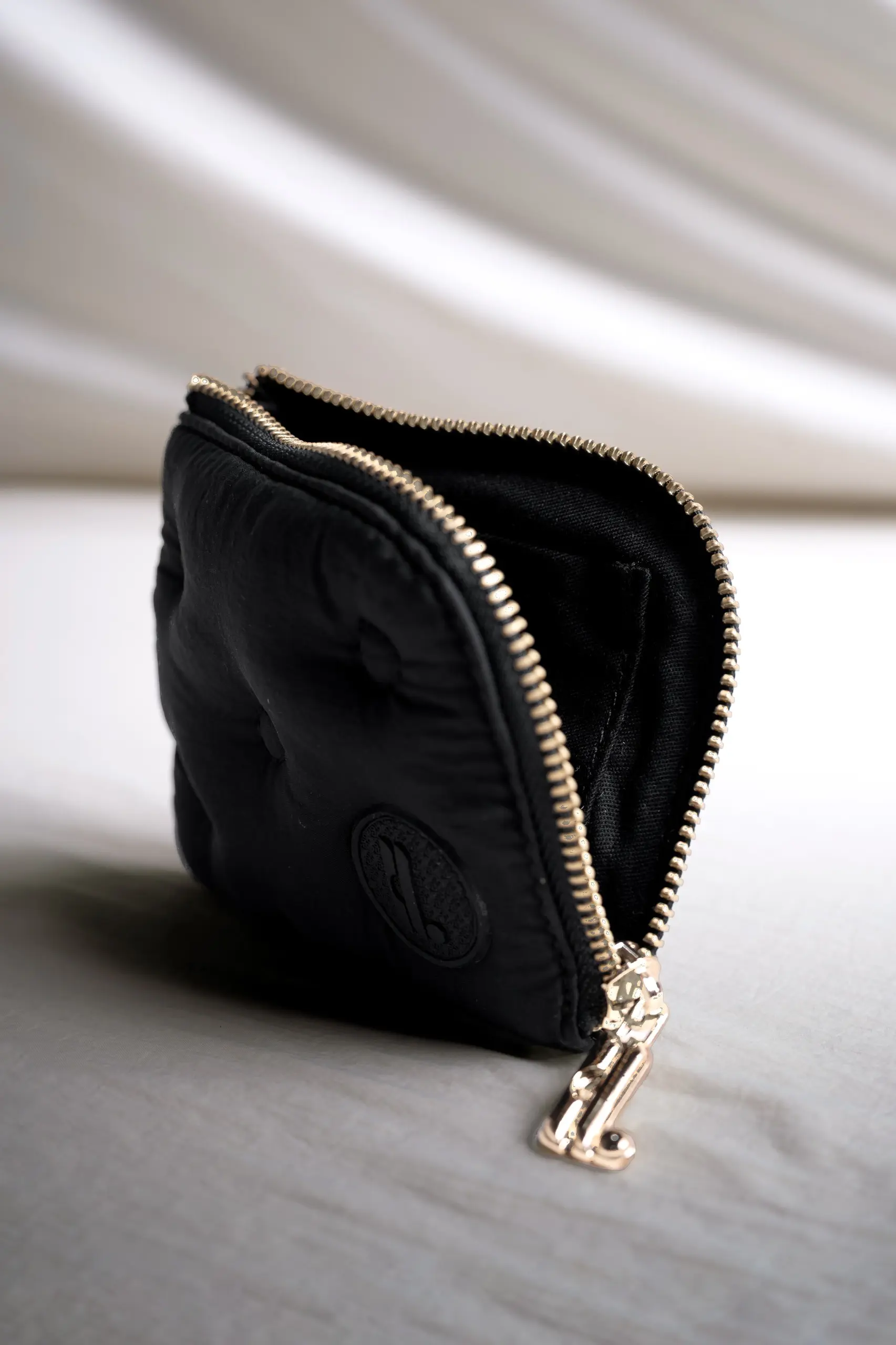 BOUTONNE WALLET BLACK