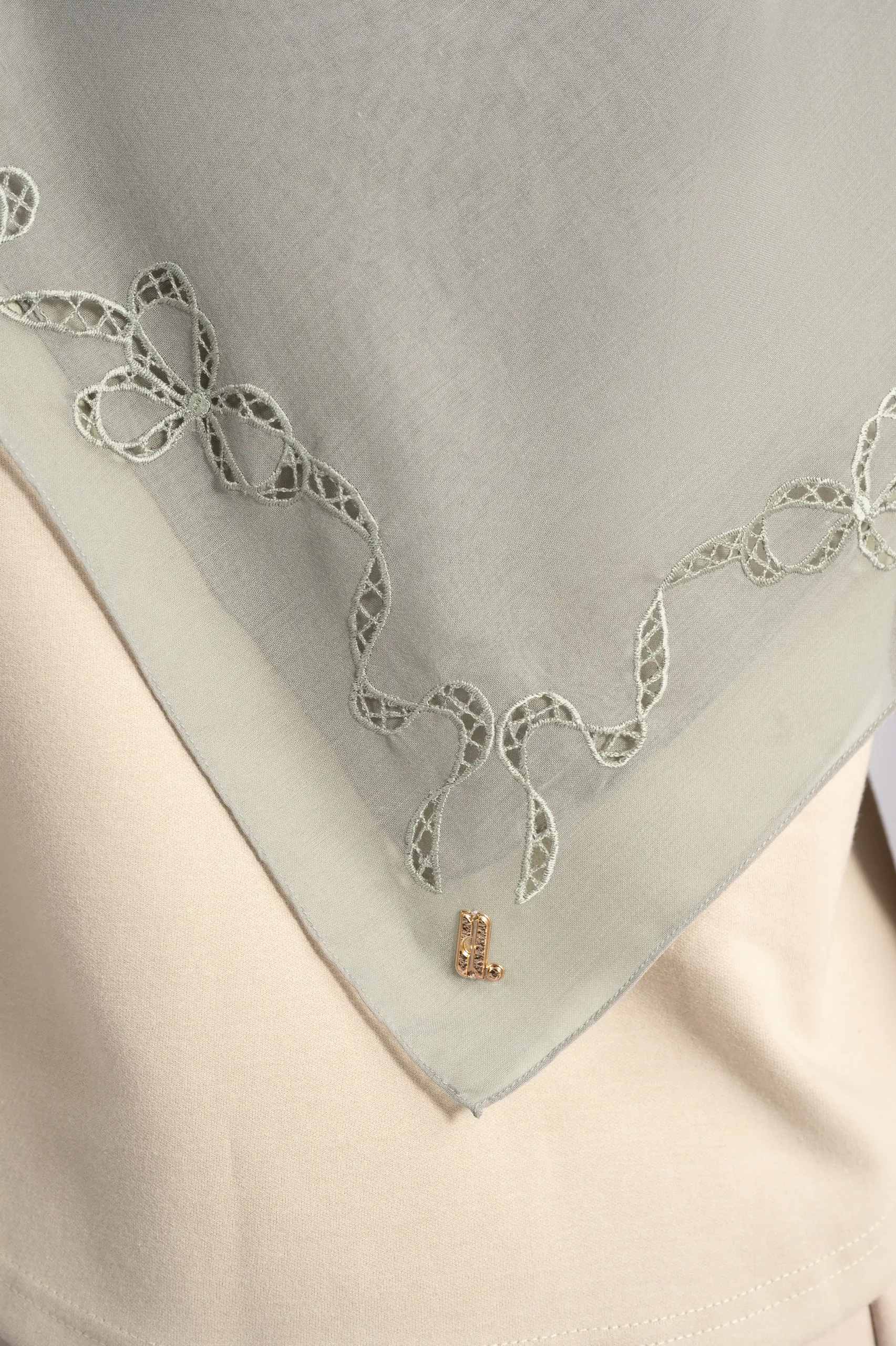 LACELLE RIBBON SCARF BASIL