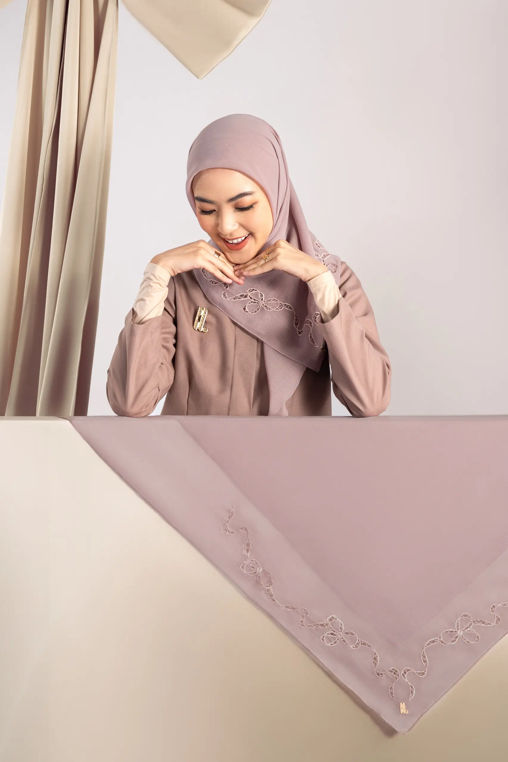 LACELLE RIBBON SCARF BLUSH