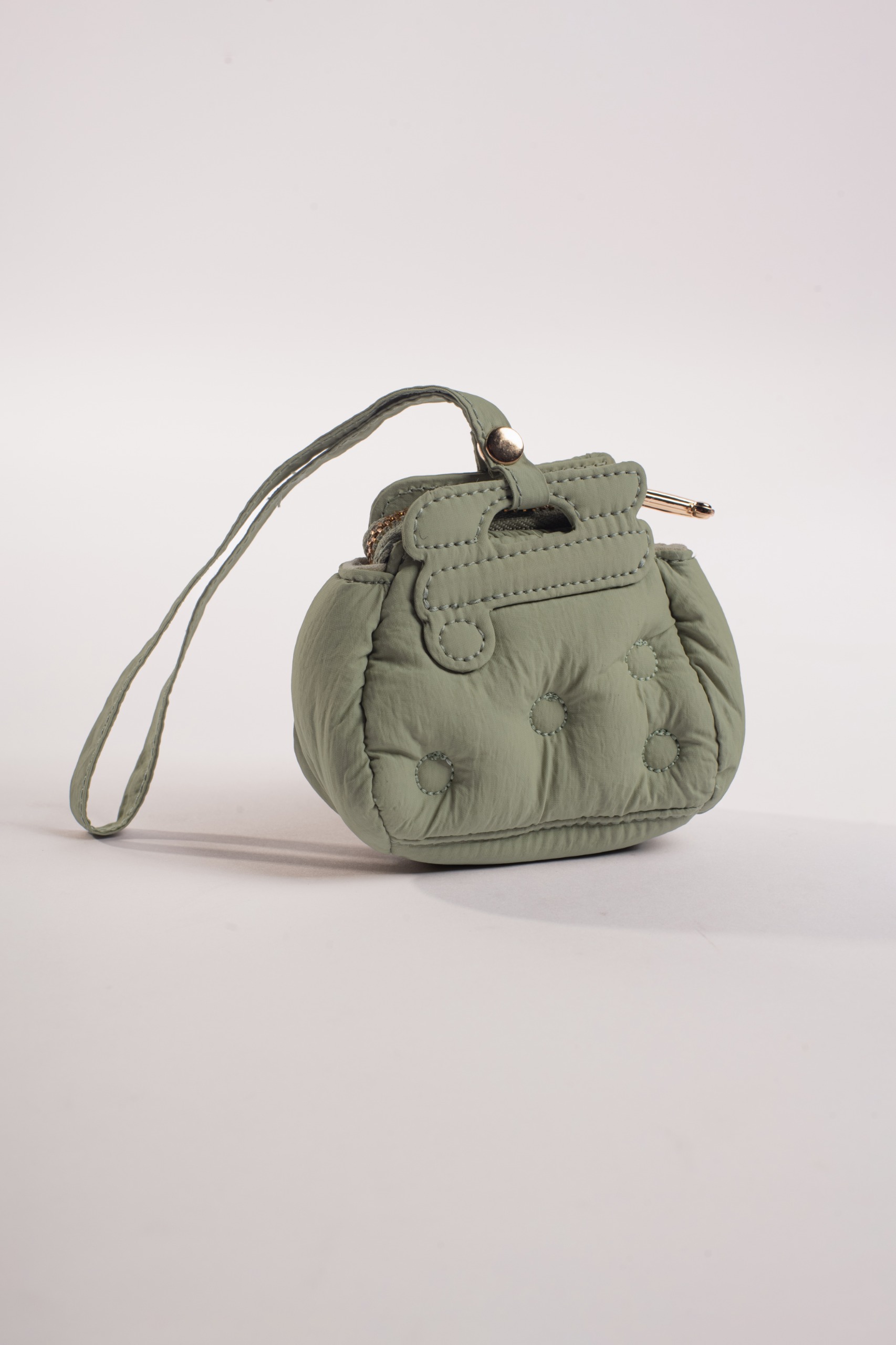 BOUTONNE POCKET BAG CHARM GREEN OLIVE