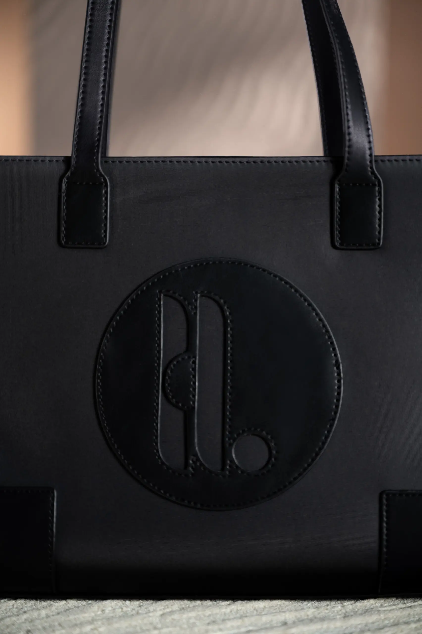 TOKYO TOTEBAG BLACK