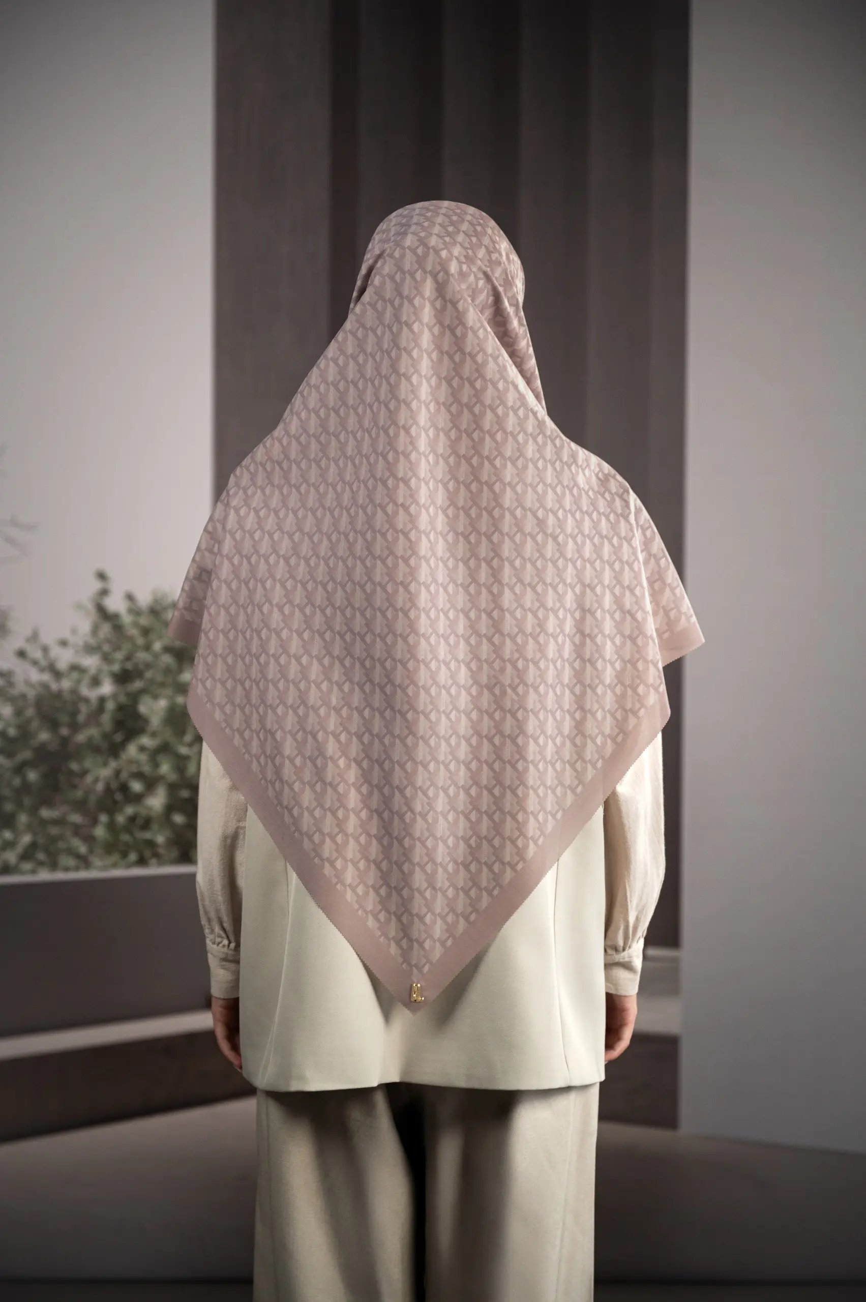 MODEGRAM DE H SCARF MOCCA