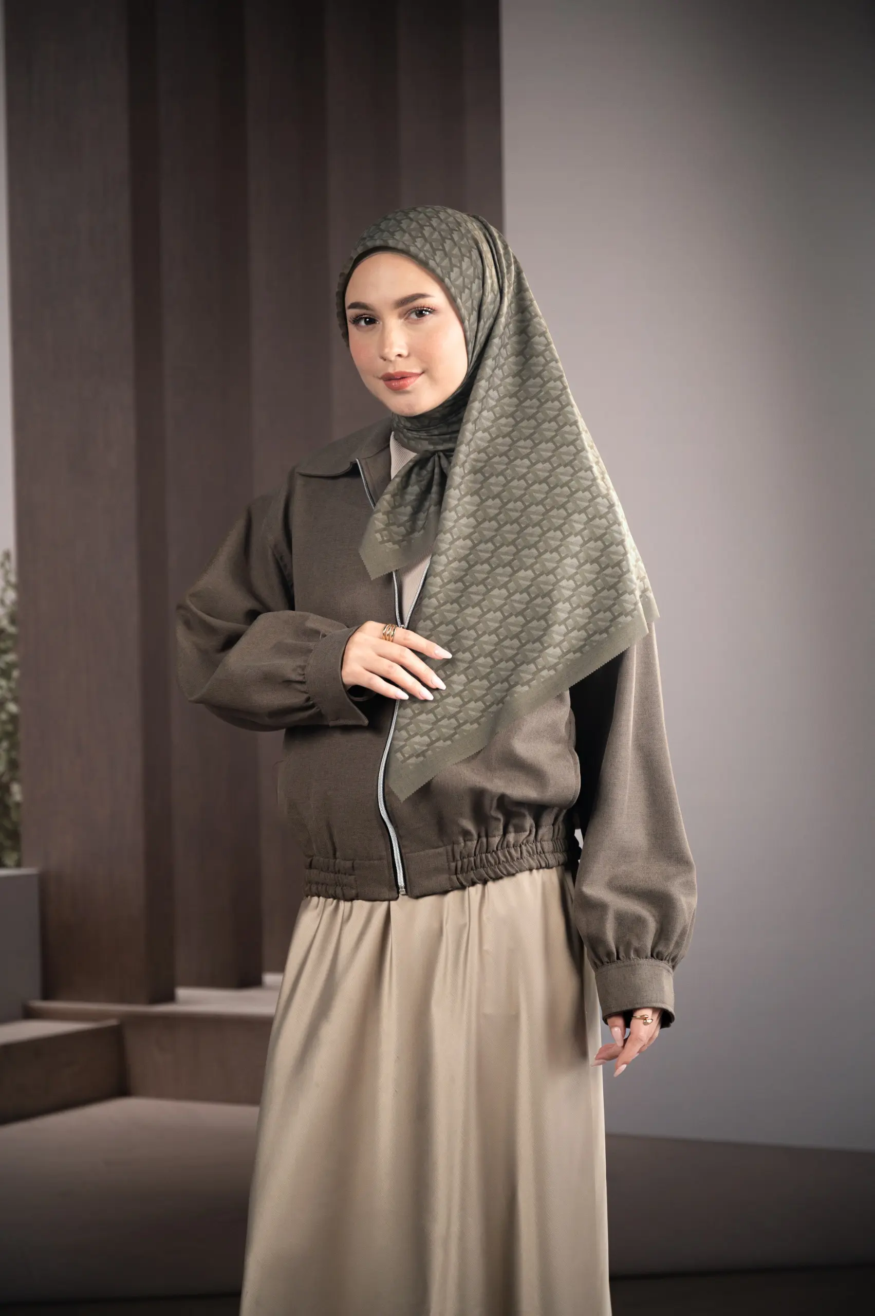 MODEGRAM DE H SCARF OLIVE