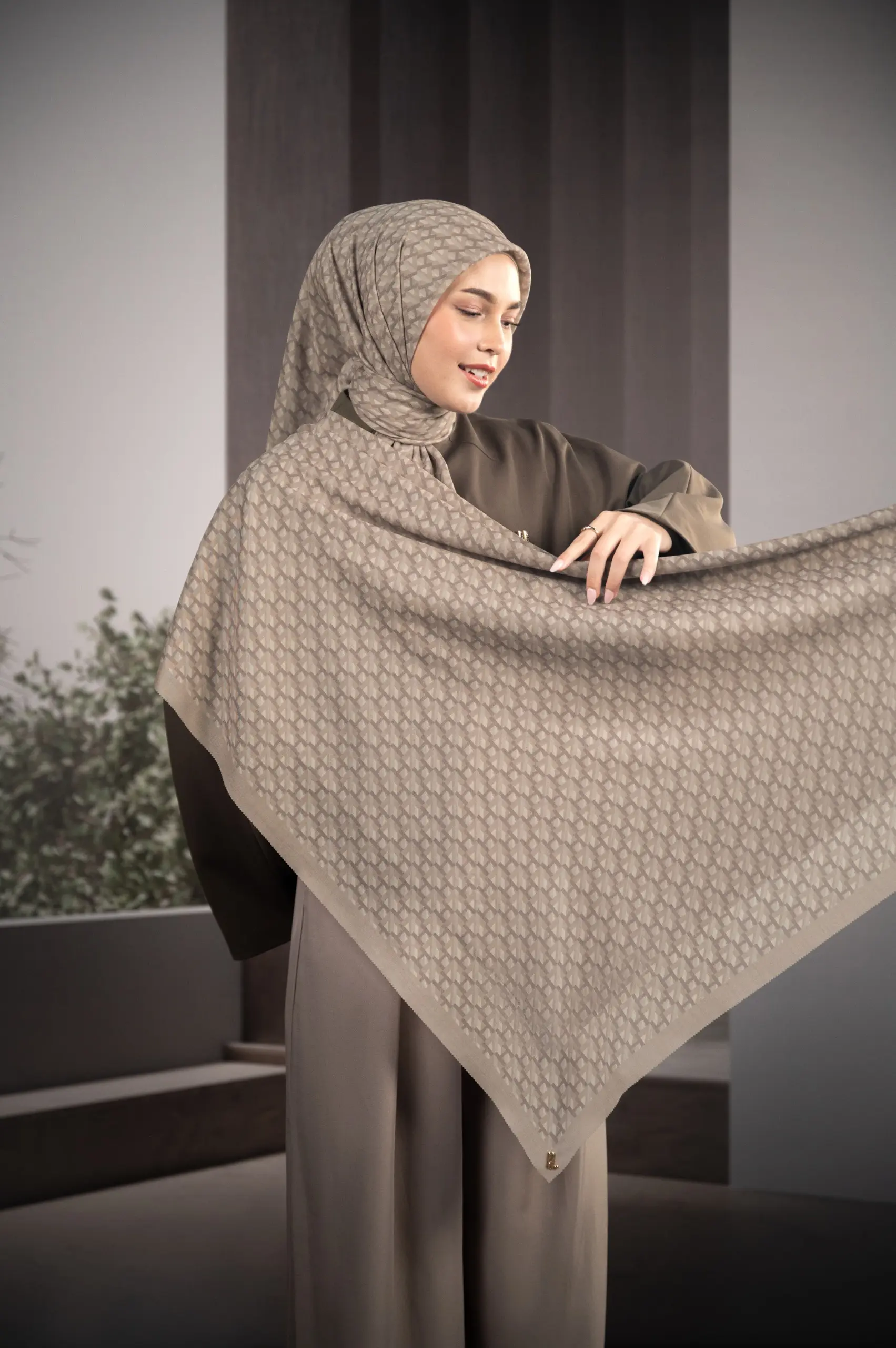 MODEGRAM DE H SCARF SIENNA