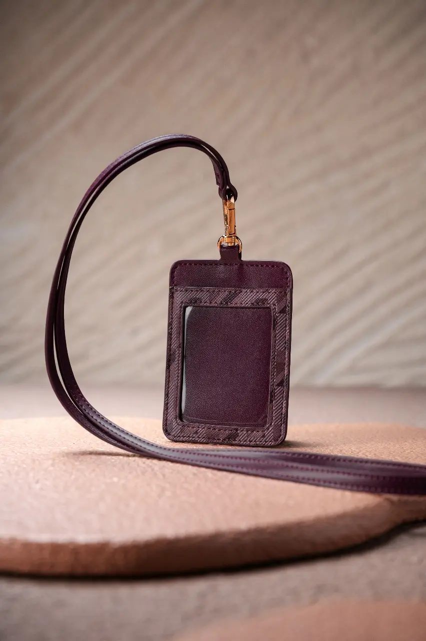 MODEGRAM DE H LANYARD MAROON