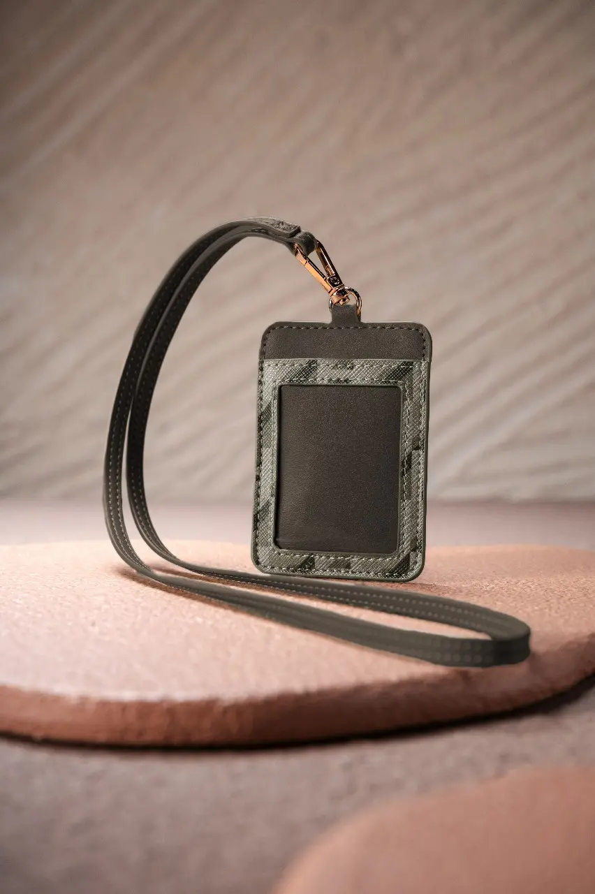 MODEGRAM DE H LANYARD OLIVE
