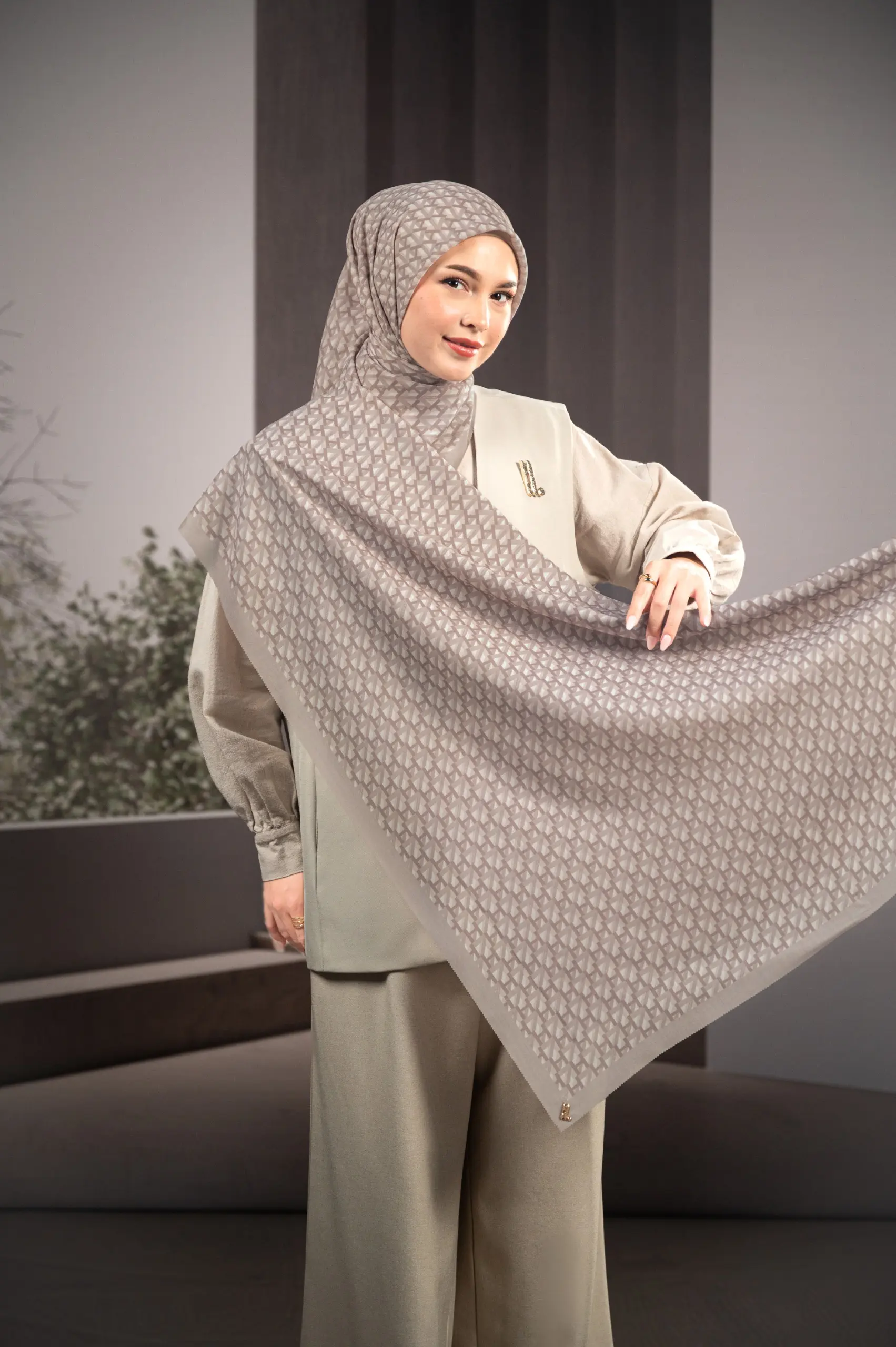 MODEGRAM DE H SCARF CASHMERE