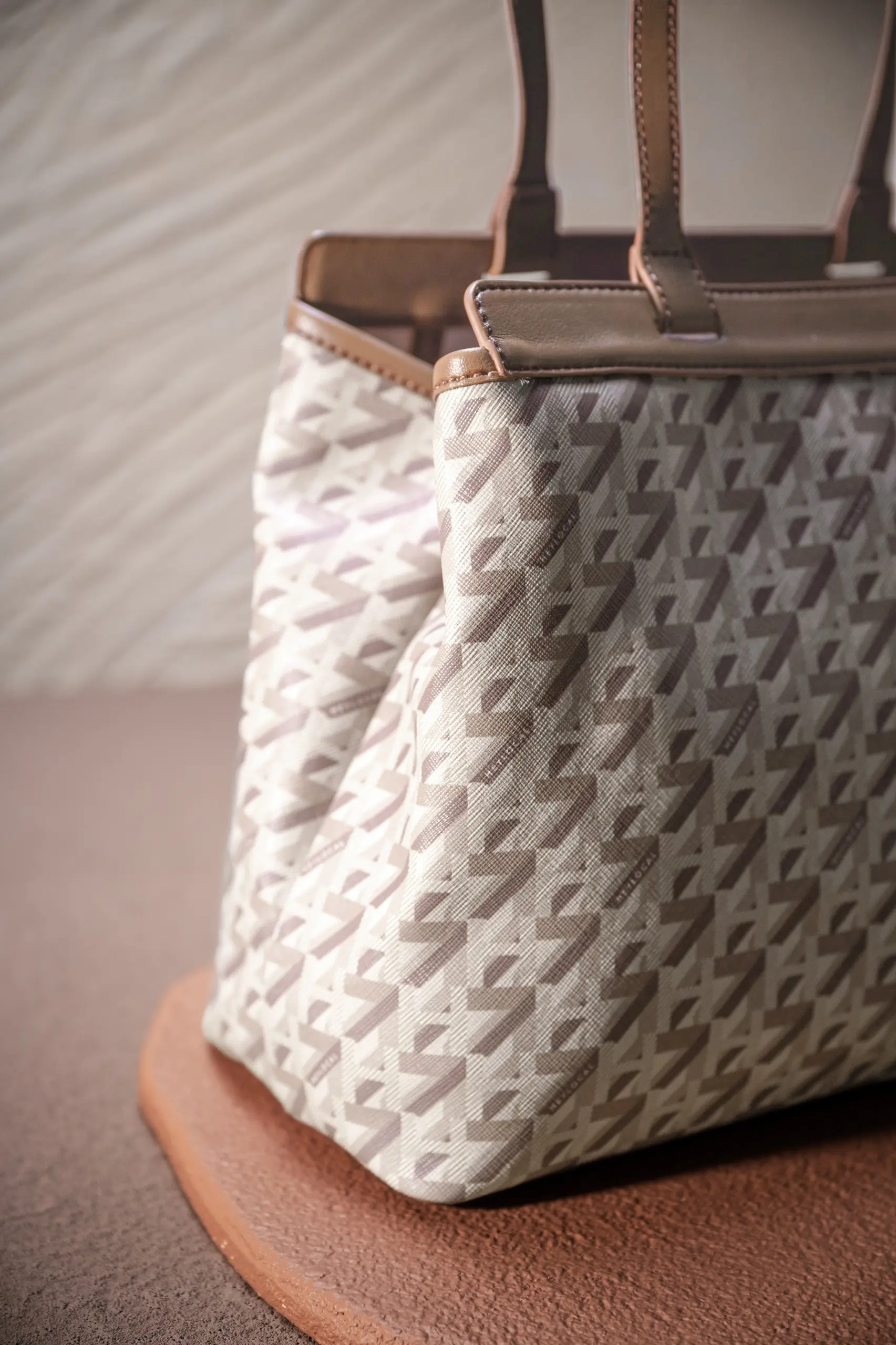 MODEGRAM DE H DOTOTE MOCCA