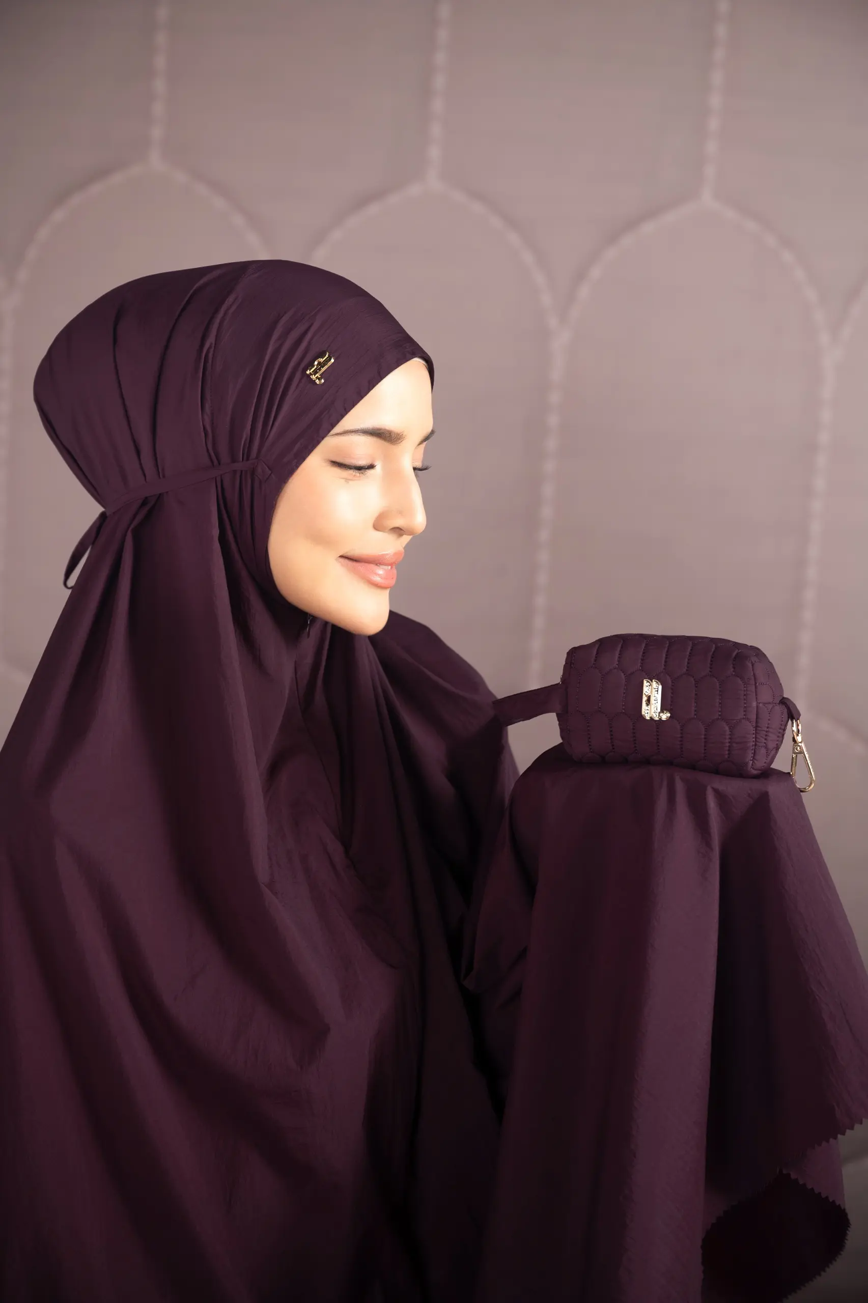 SOFTURE TRAVEL PRAYER SET PRUNE